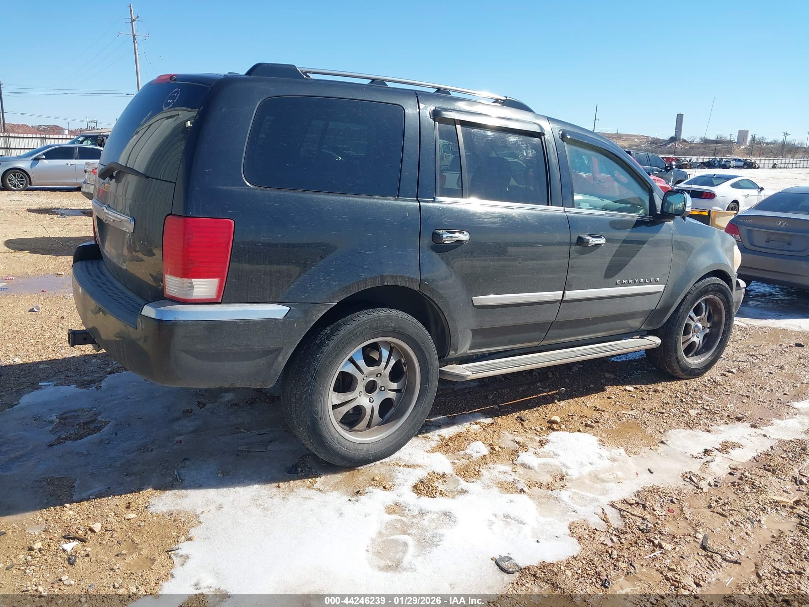 CHRYSLER ASPEN image 4