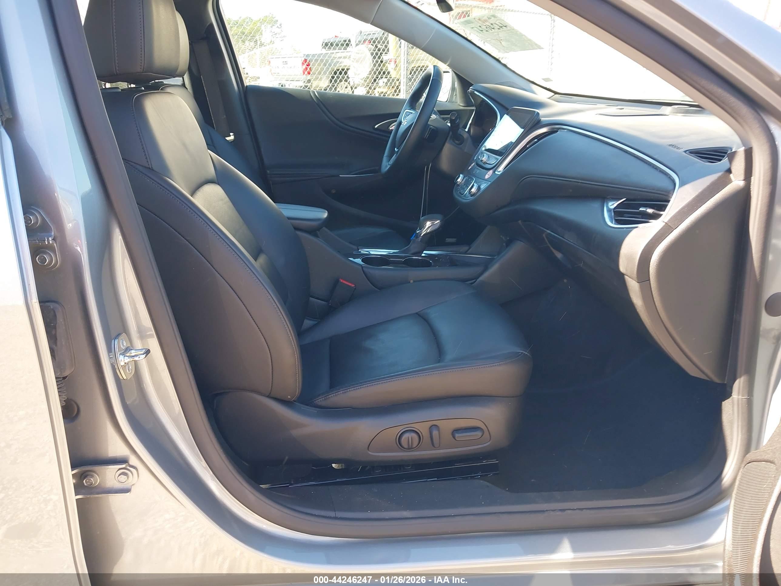 CHEVROLET MALIBU image 5