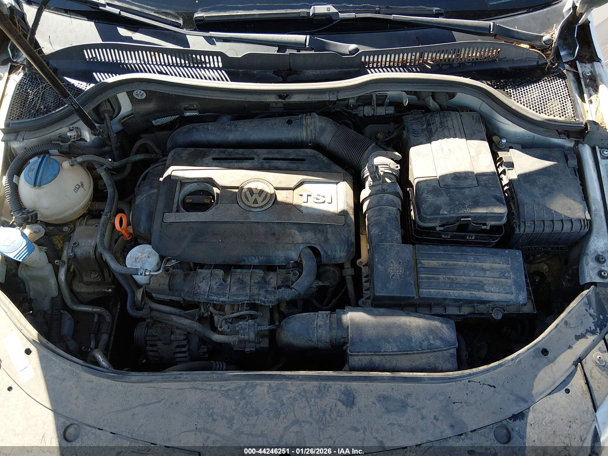 VOLKSWAGEN CC image 10