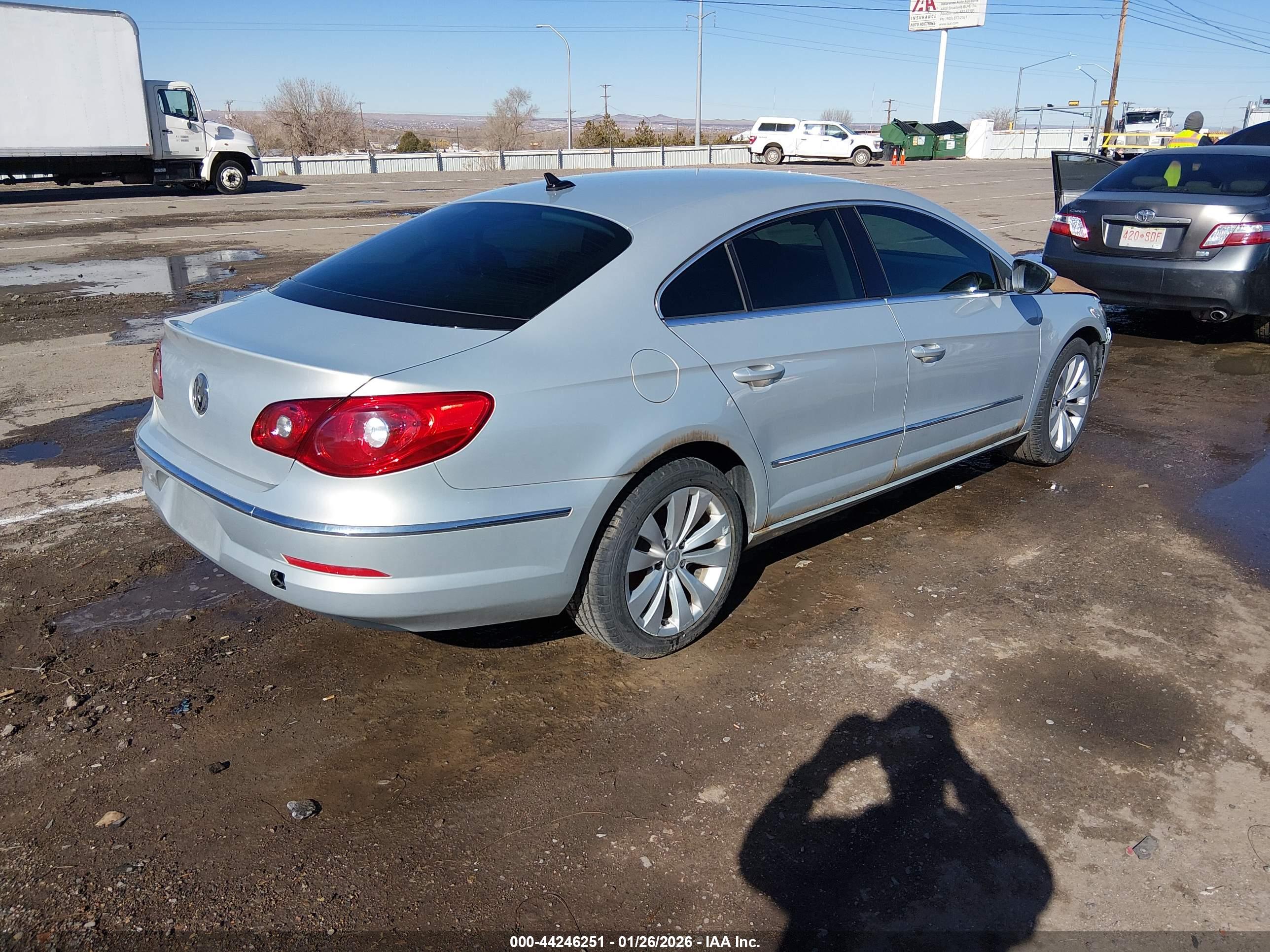 VOLKSWAGEN CC image 4