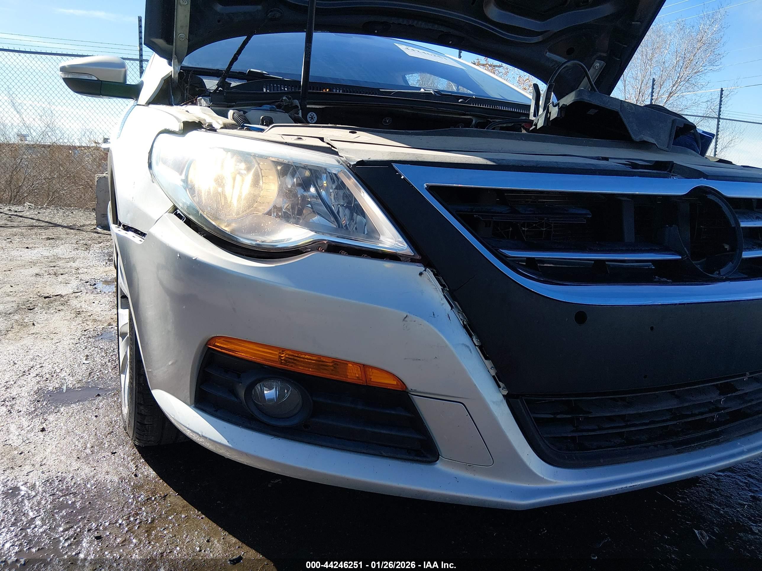 VOLKSWAGEN CC image 6
