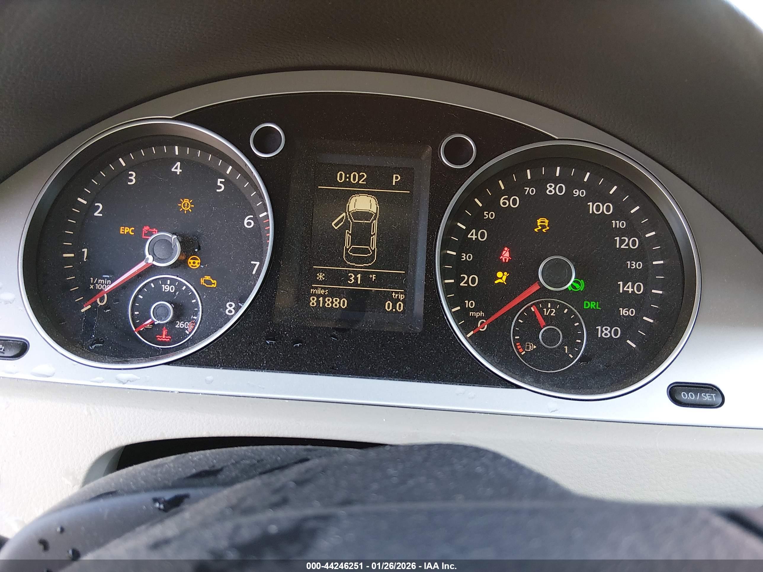 VOLKSWAGEN CC image 7