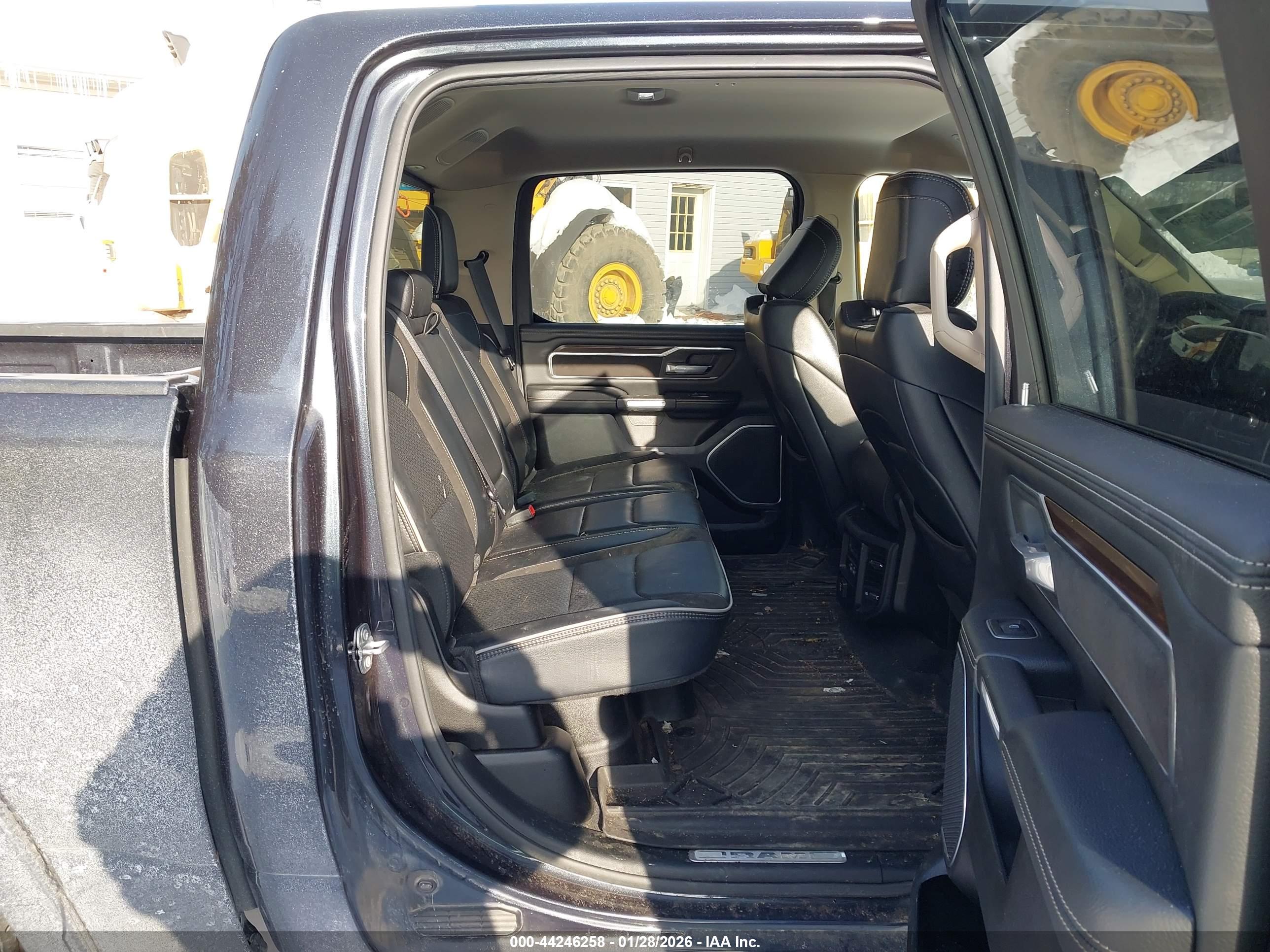 RAM 1500 image 8