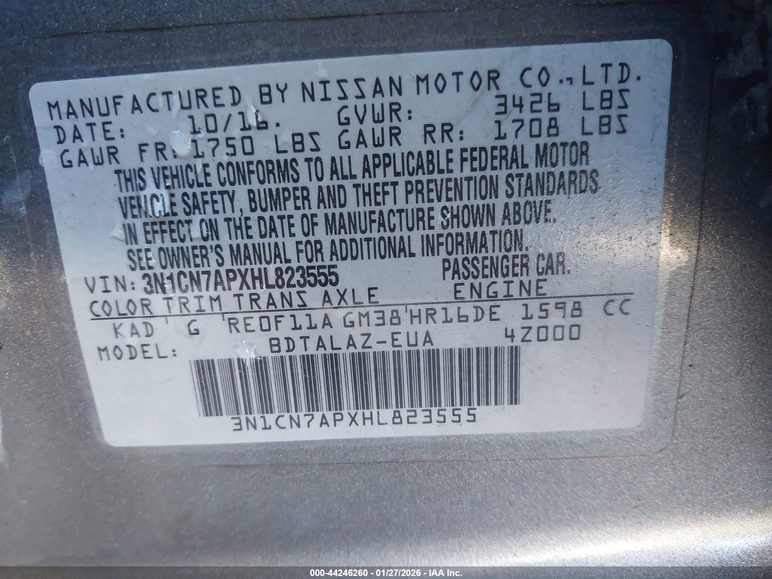 NISSAN VERSA image 9
