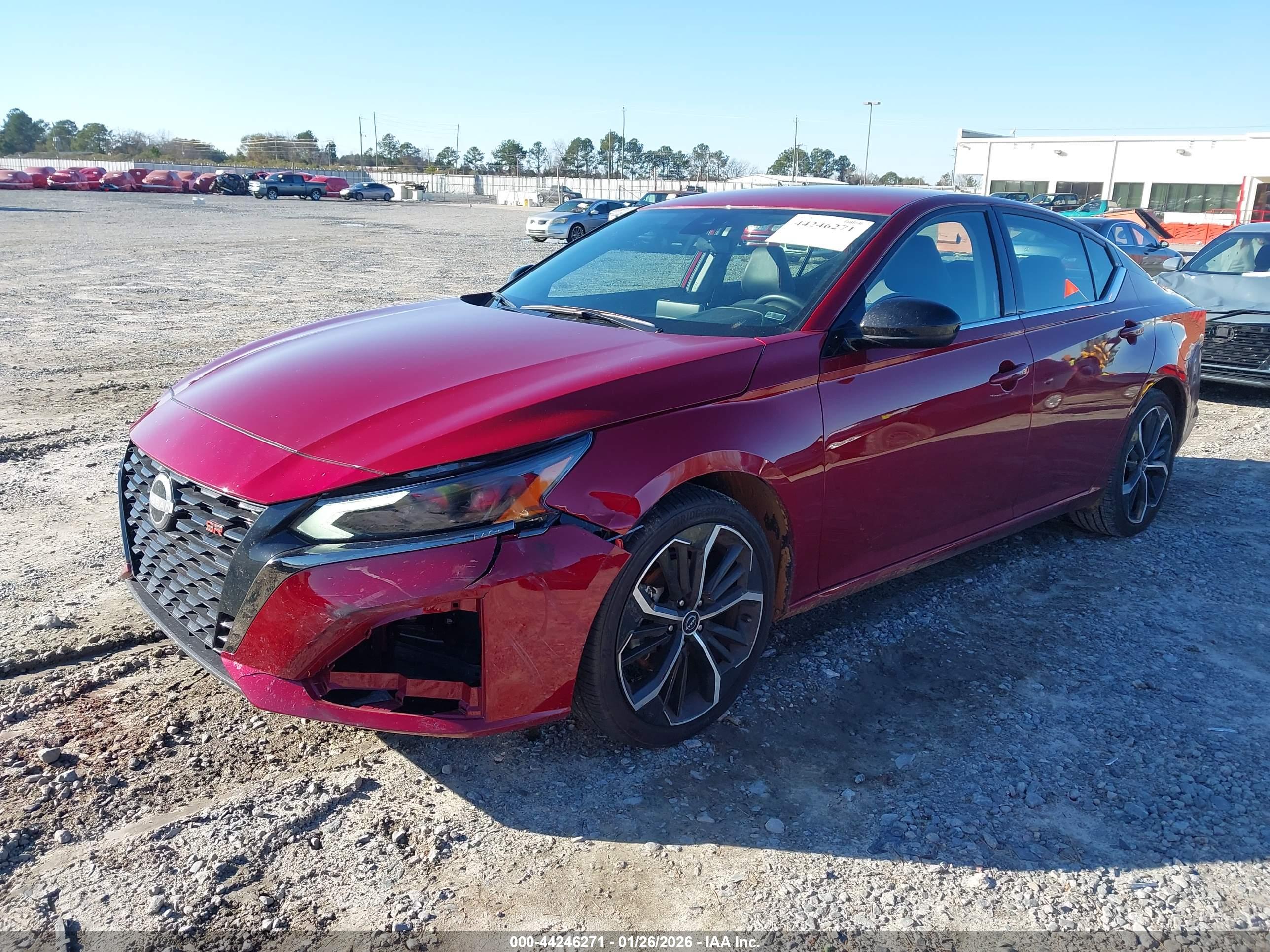 NISSAN ALTIMA image 2