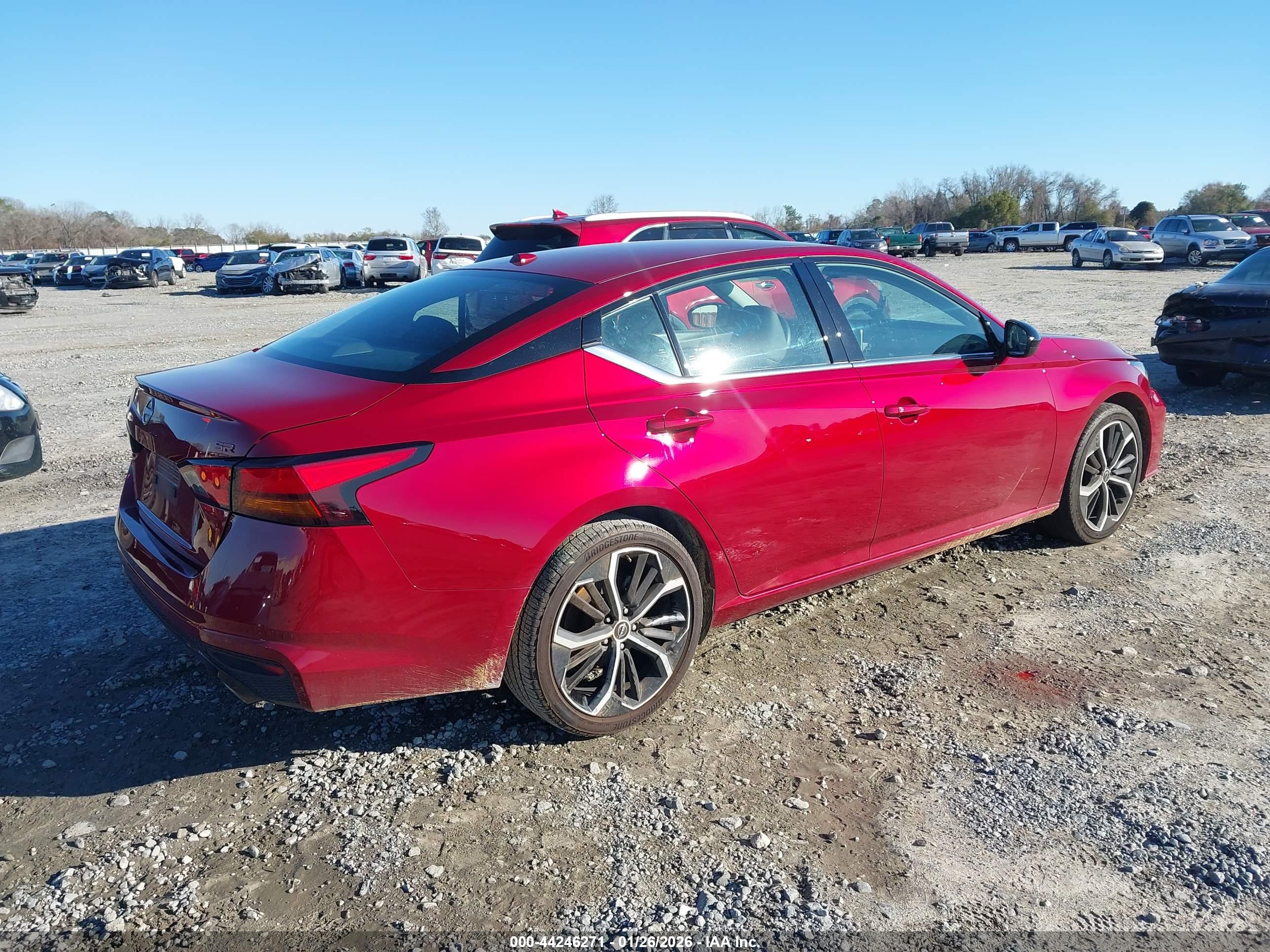 NISSAN ALTIMA image 4