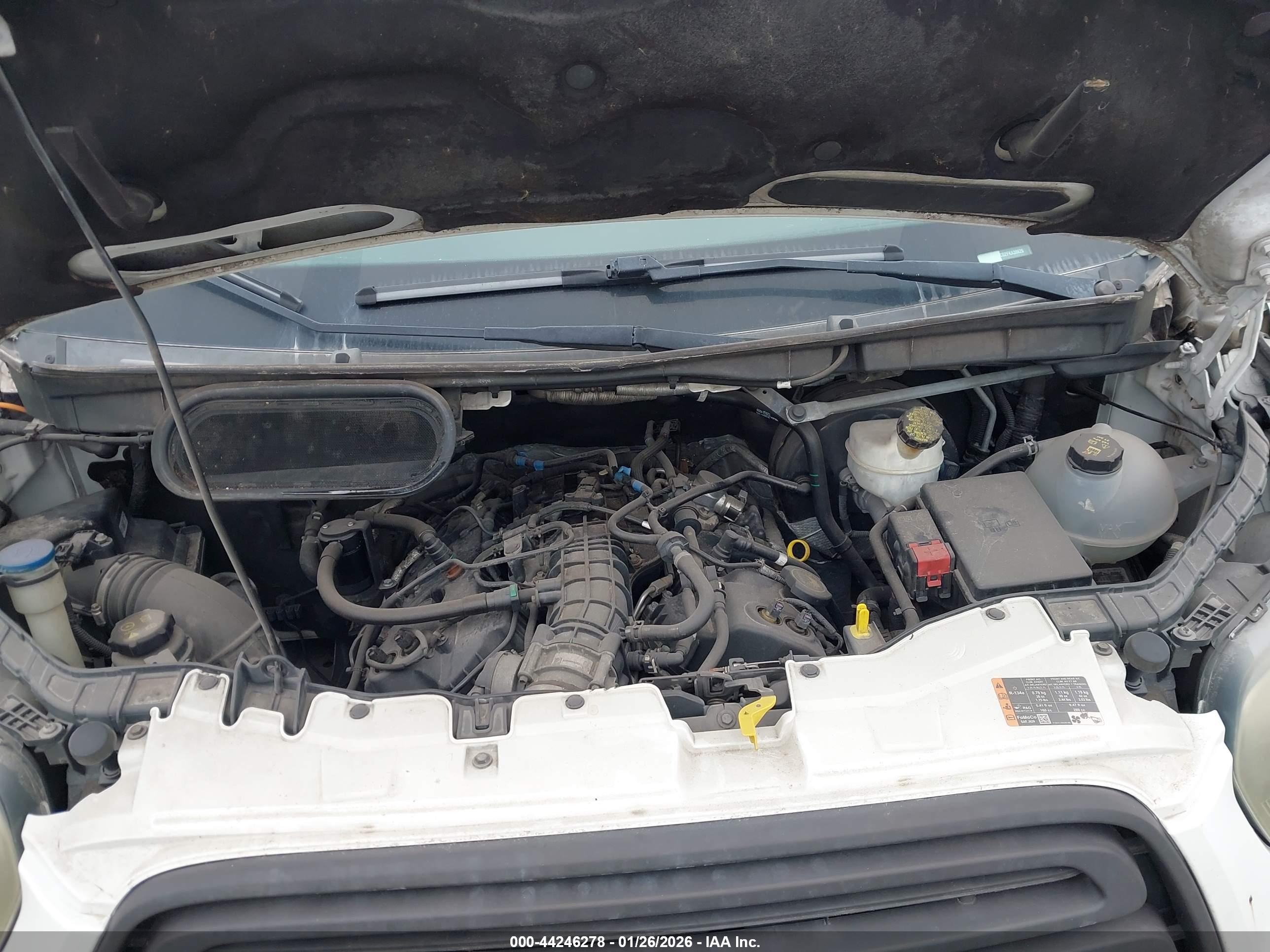 FORD TRANSIT-250 image 10