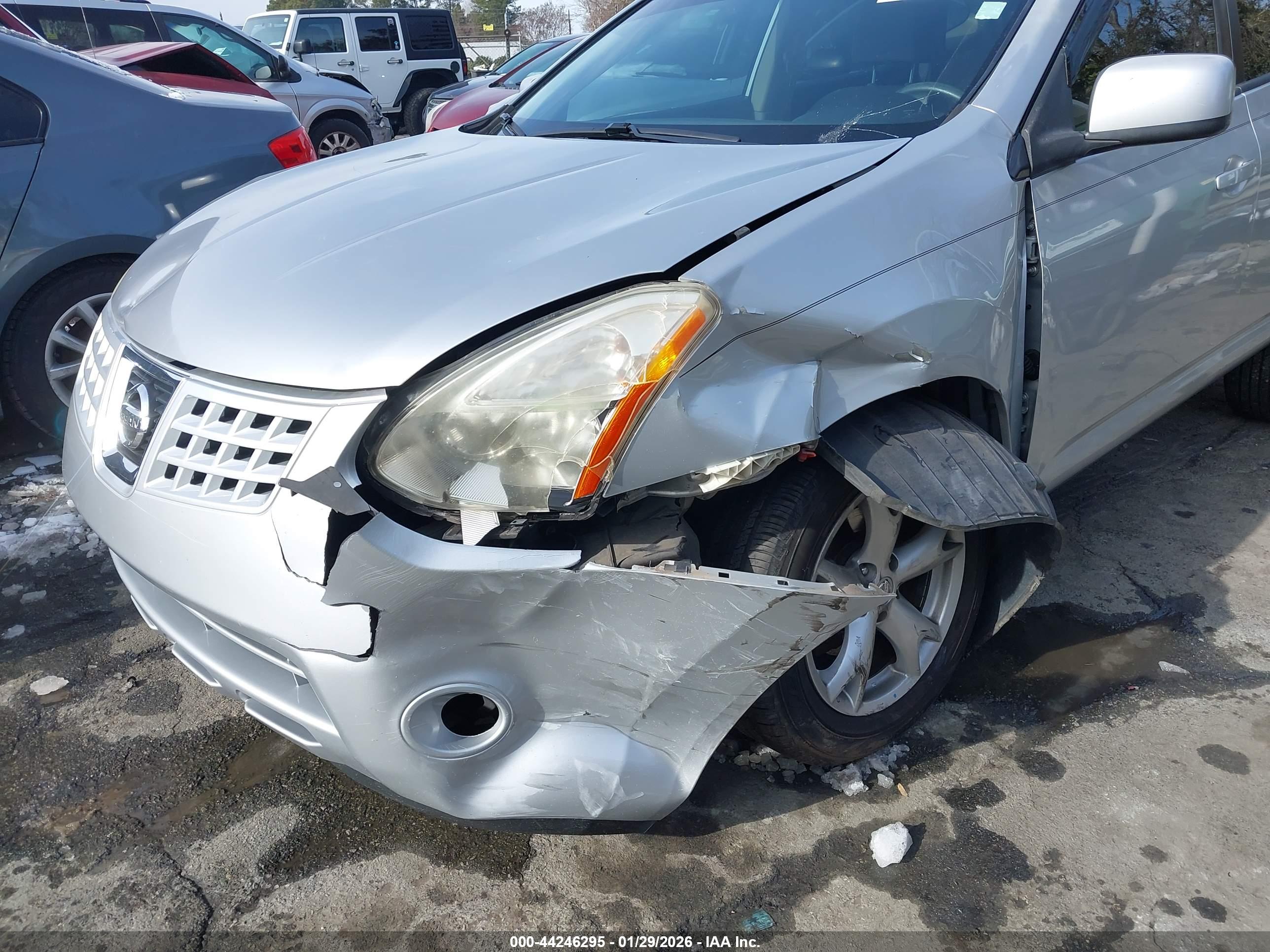 NISSAN ROGUE image 6