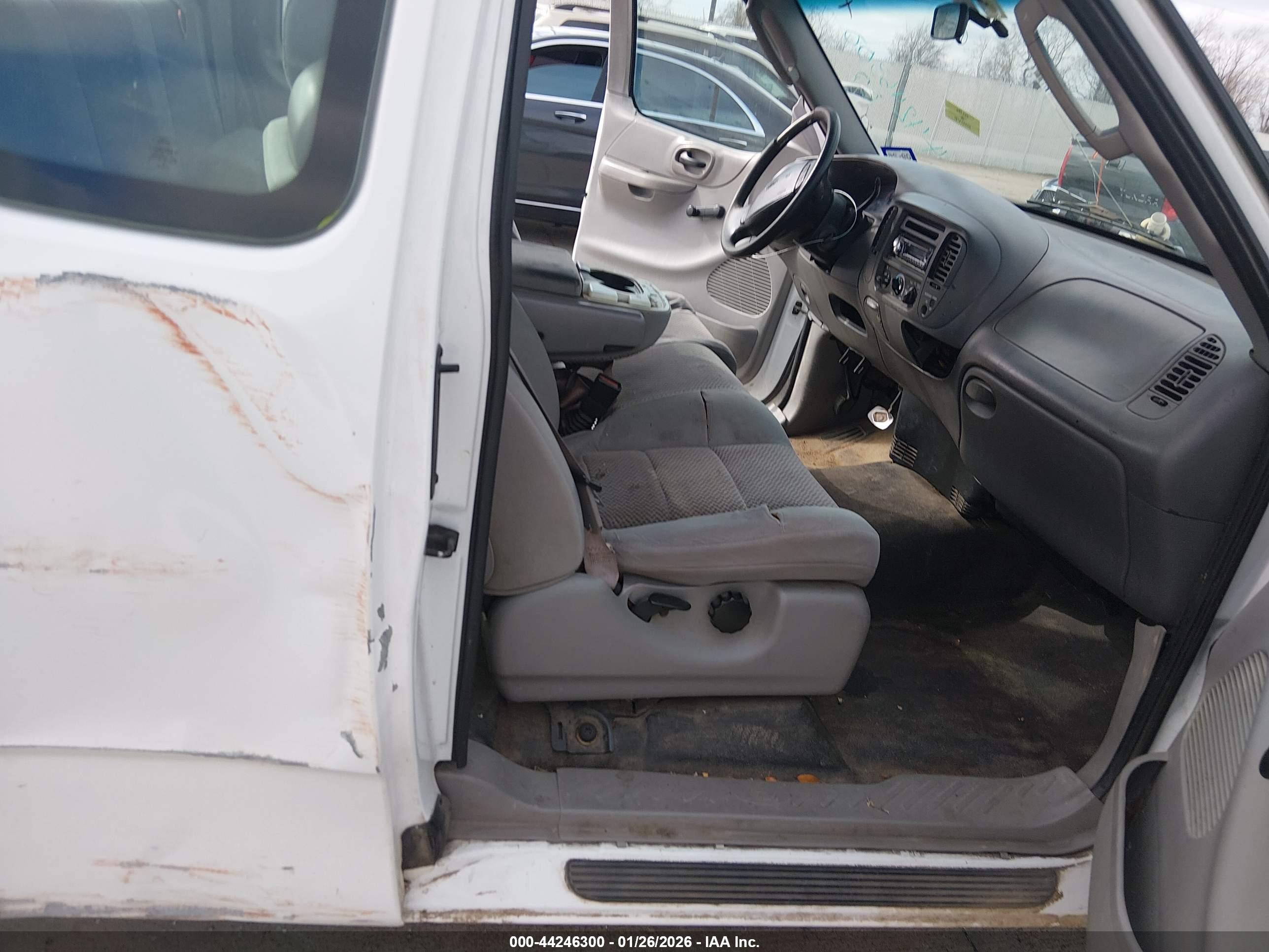 FORD F-150 image 5