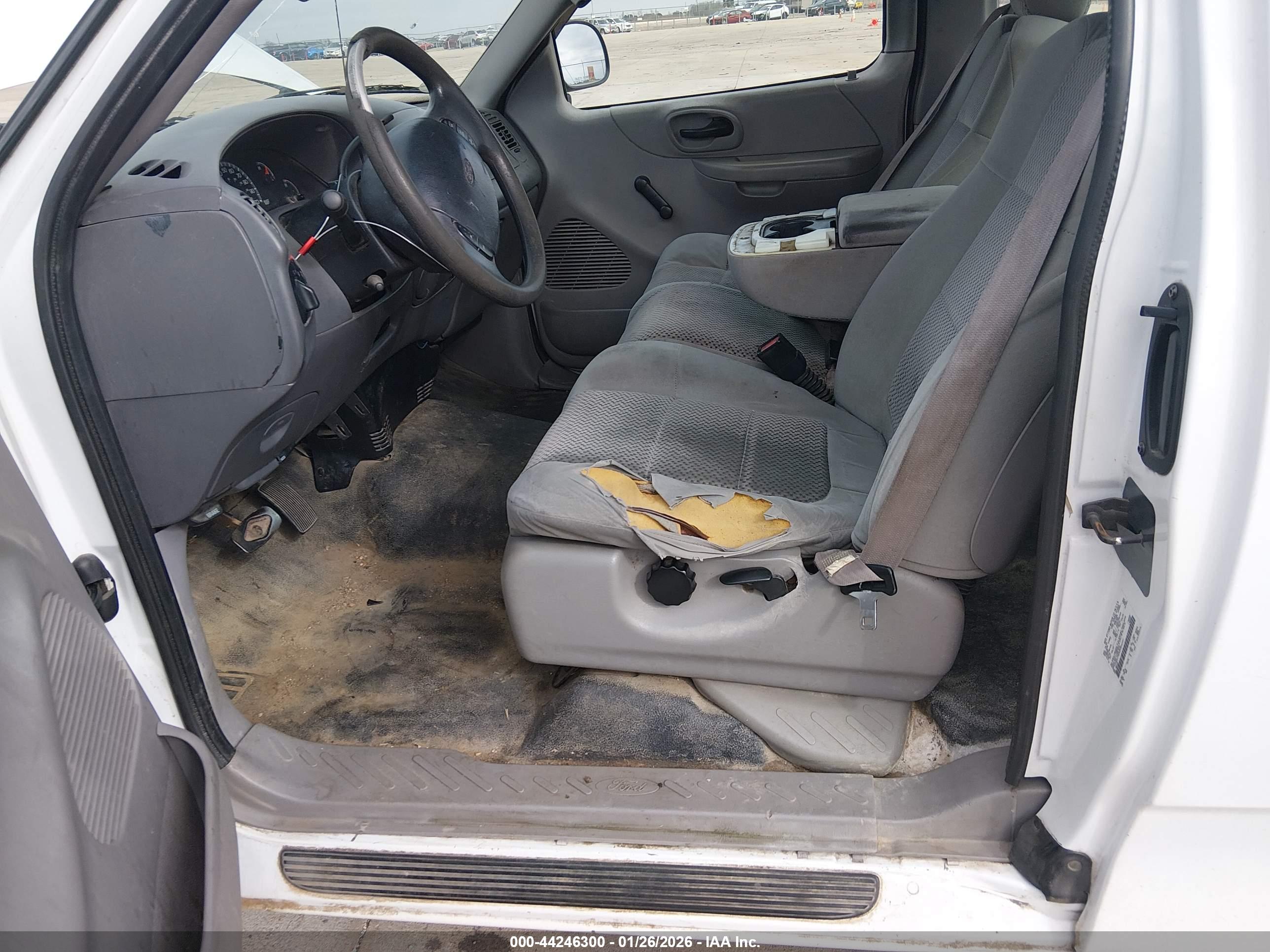 FORD F-150 image 8