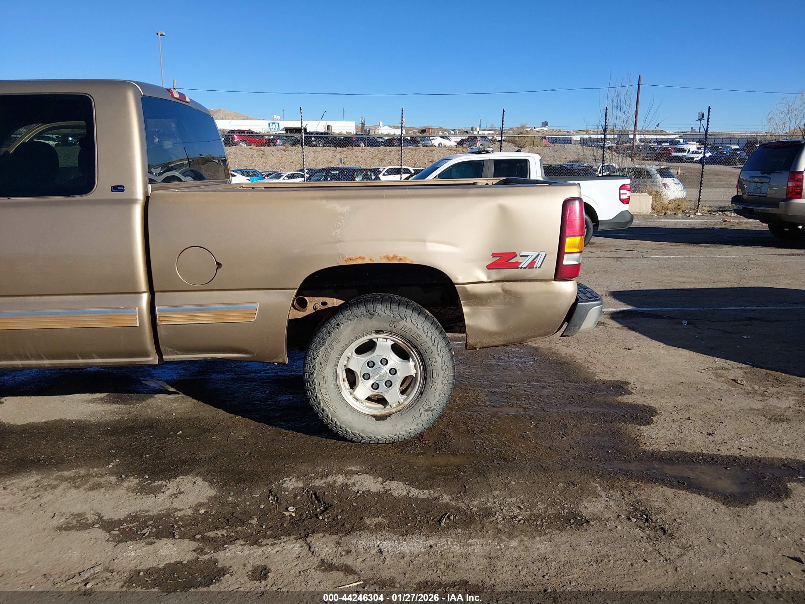 CHEVROLET SILVERADO image 6