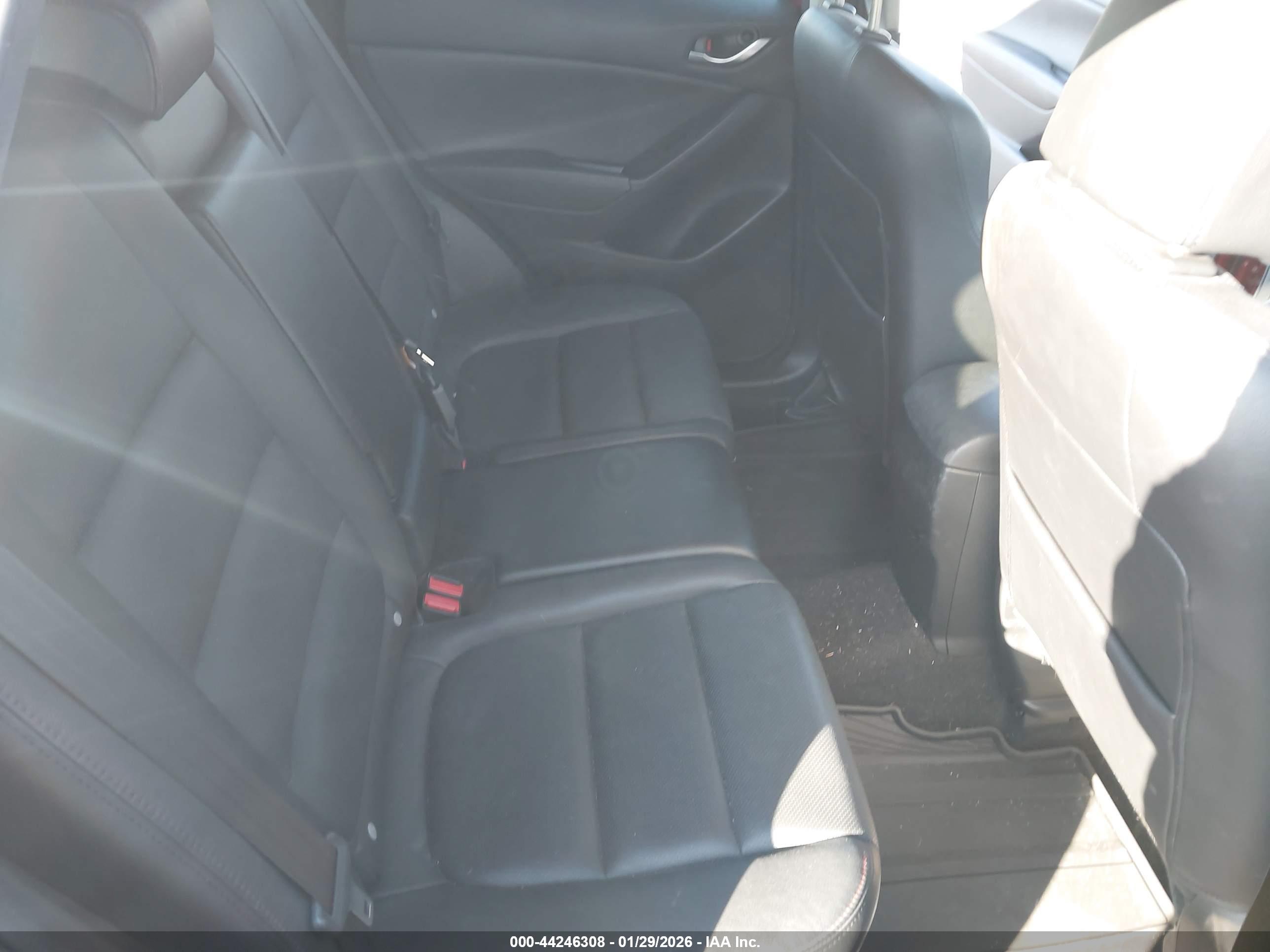 MAZDA CX-5 image 8