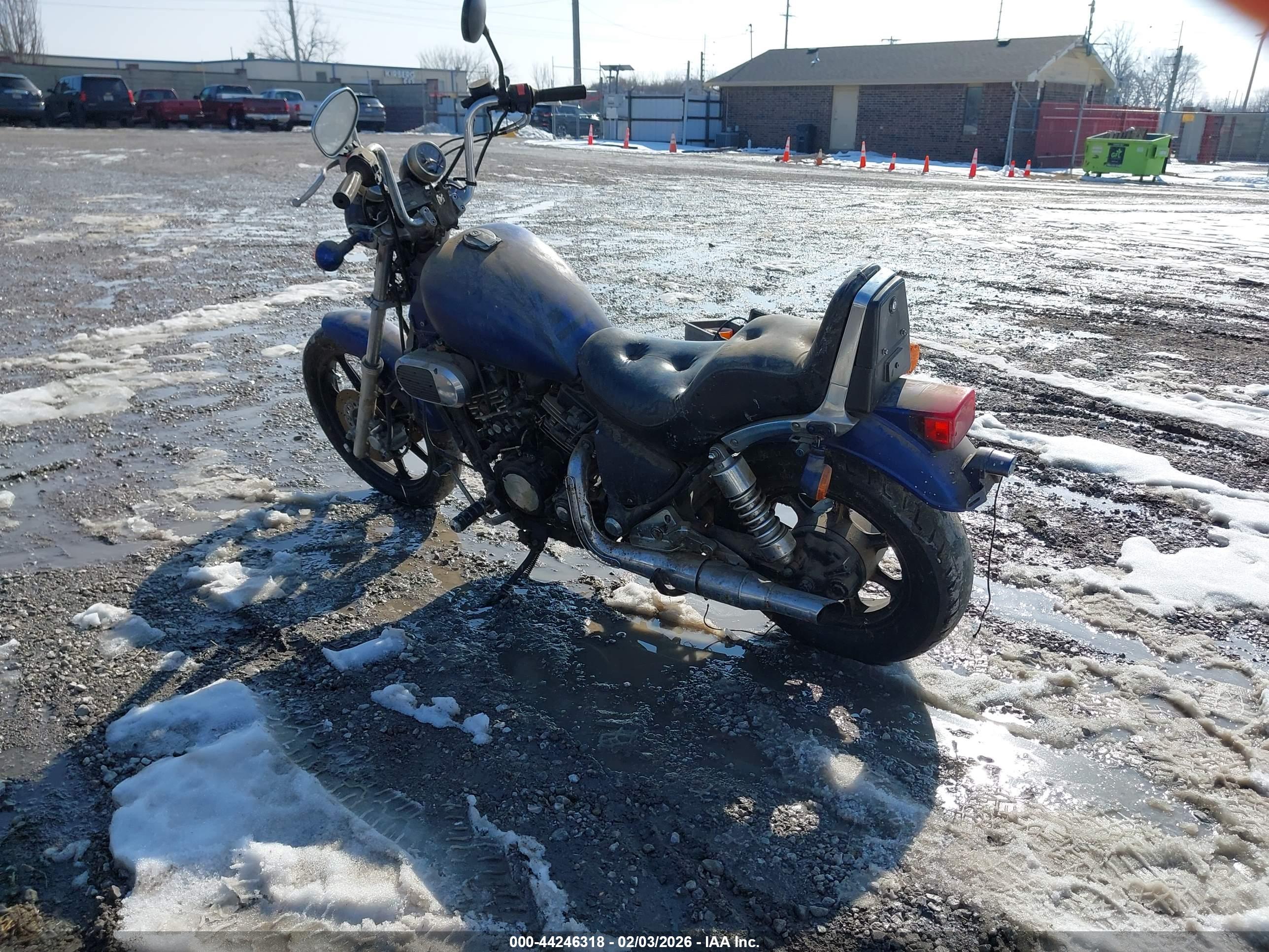 KAWASAKI VN750 image 3