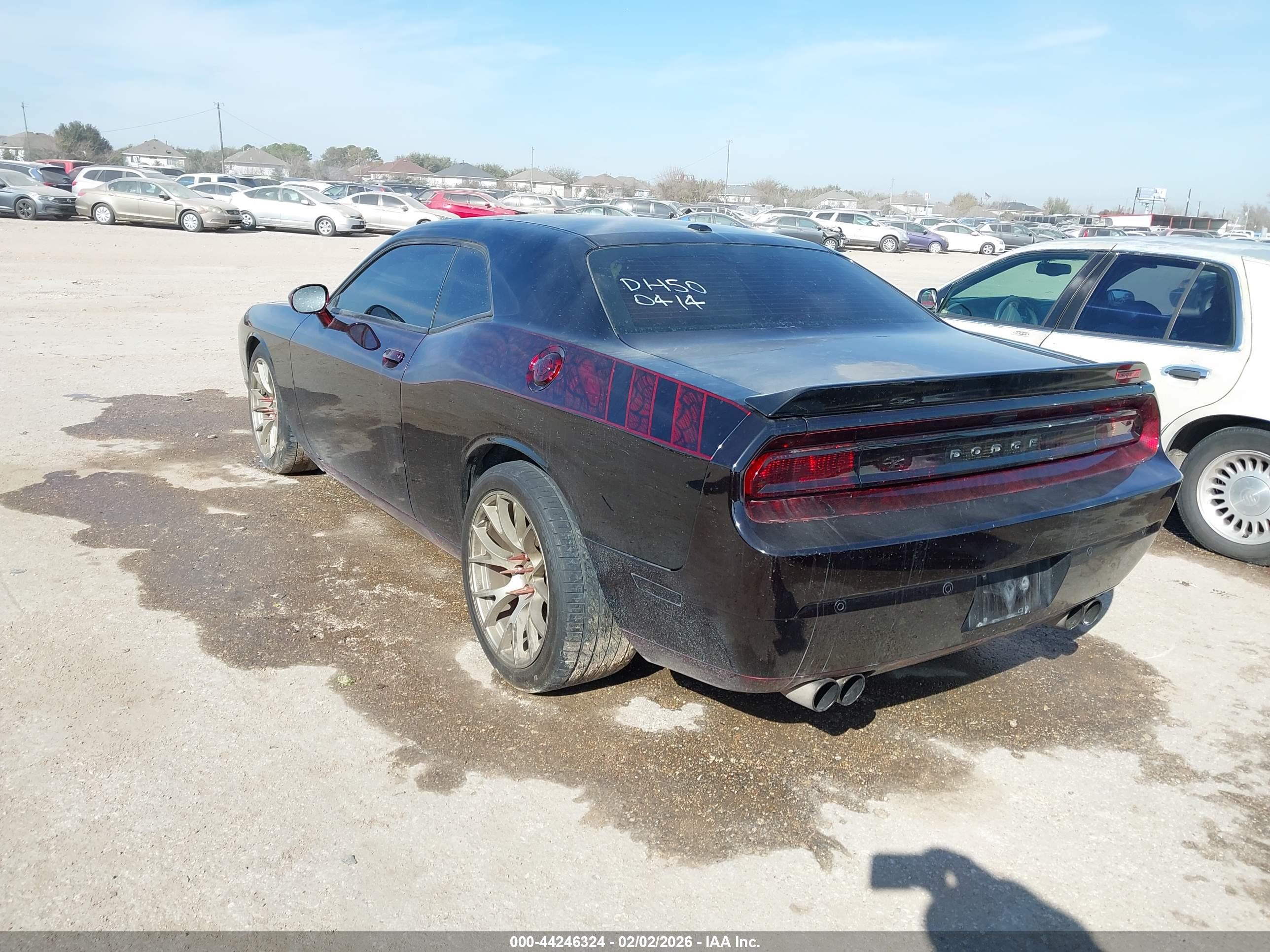 DODGE CHALLENGER image 3