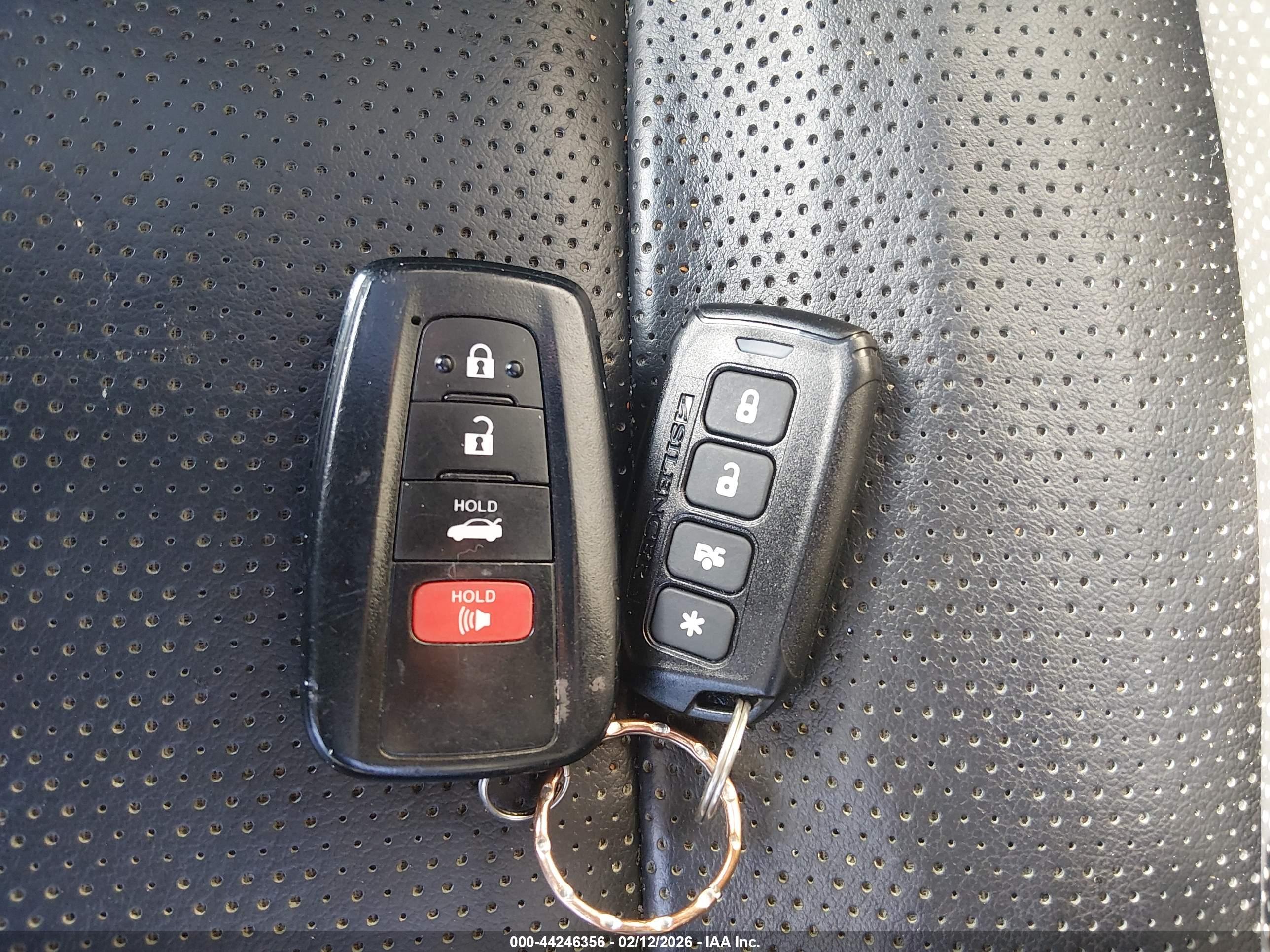 TOYOTA CAMRY image 11