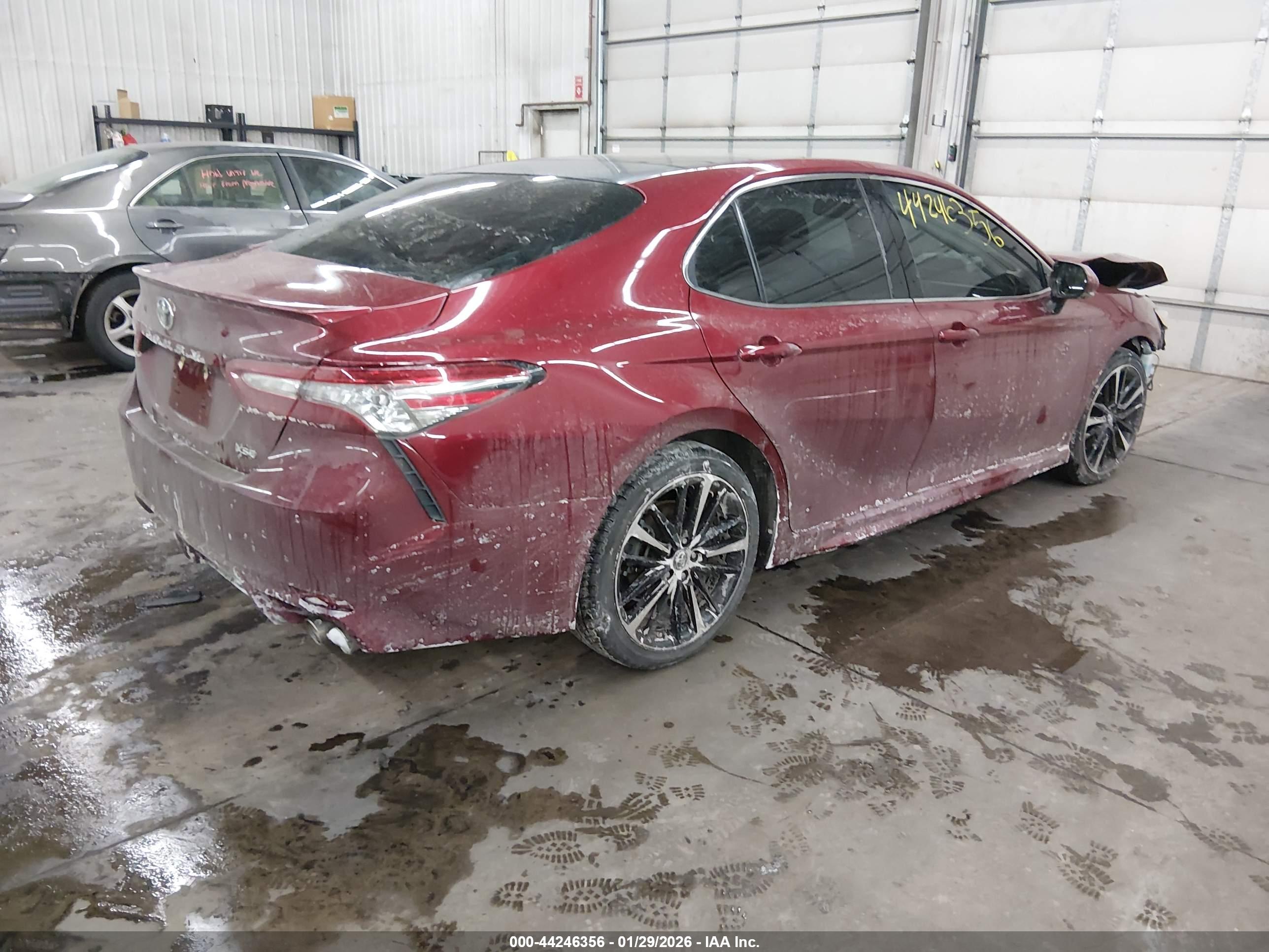 TOYOTA CAMRY image 4