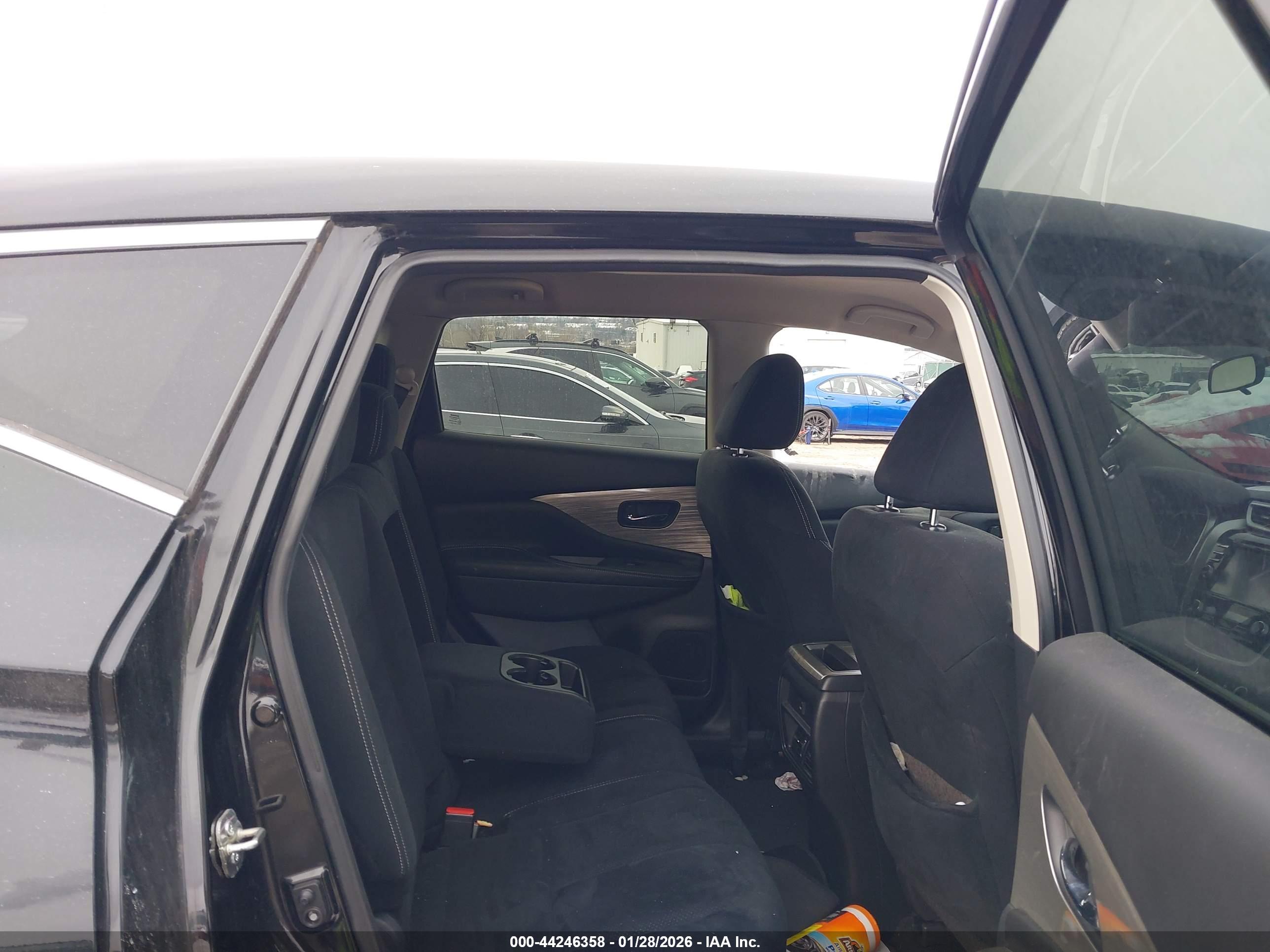 NISSAN MURANO image 8