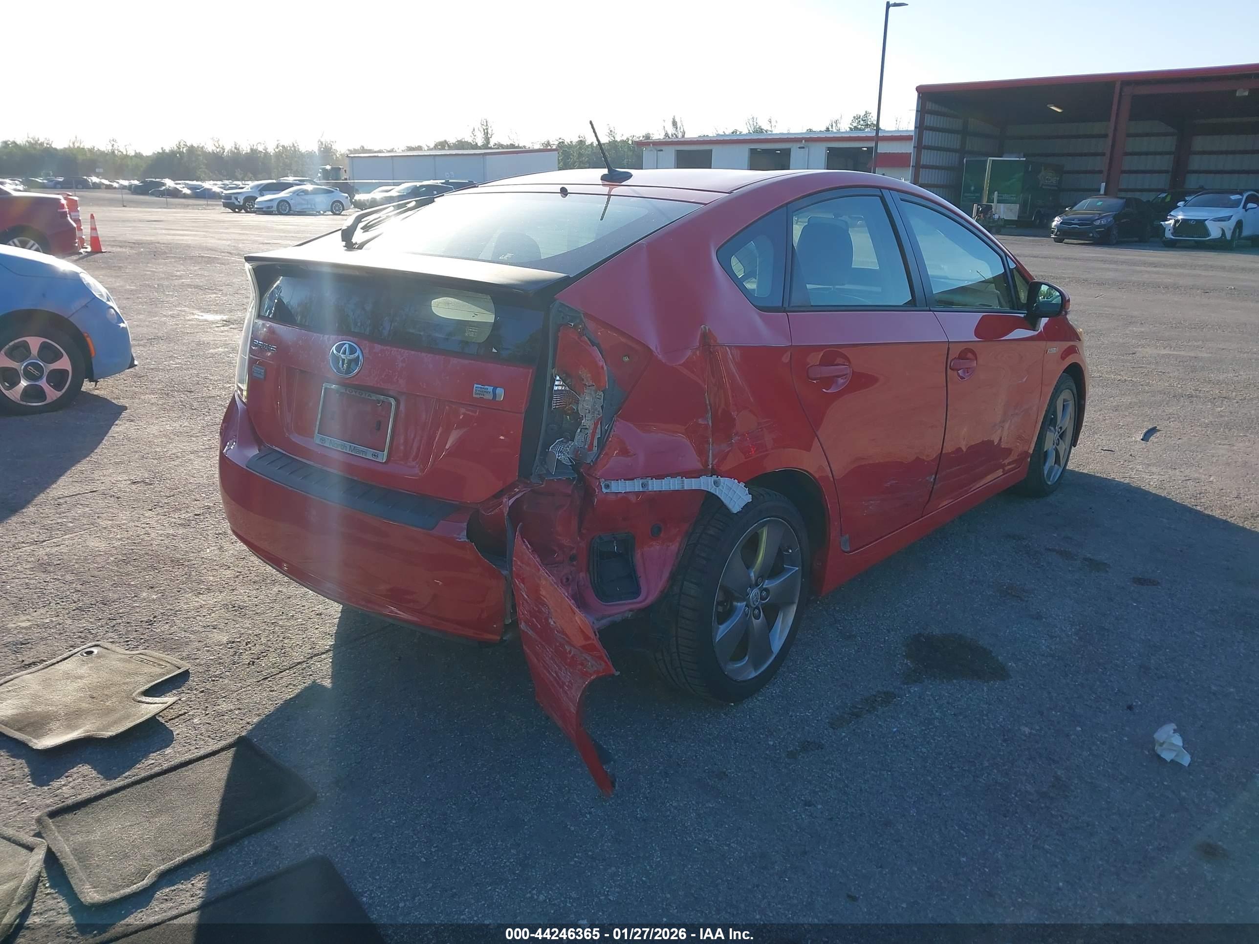 TOYOTA PRIUS image 4