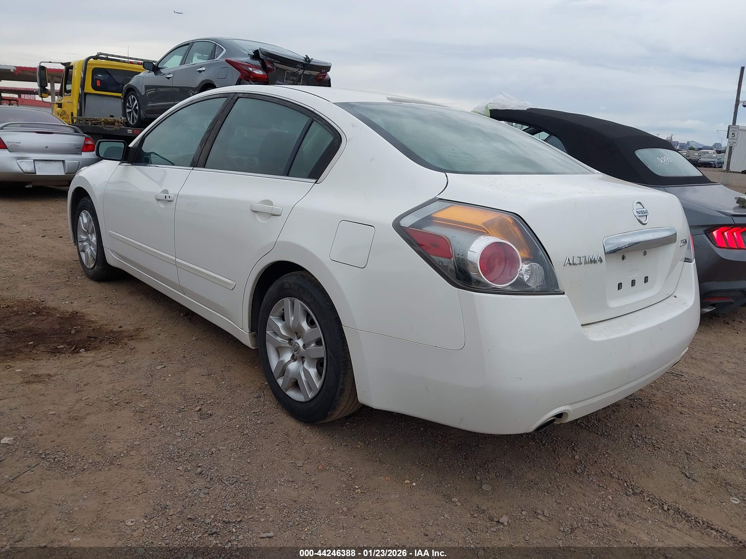 NISSAN ALTIMA image 3