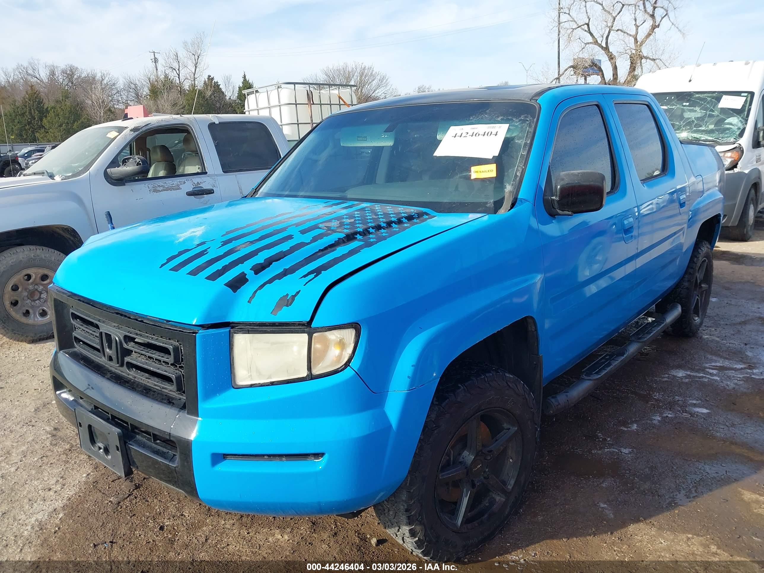HONDA RIDGELINE image 2
