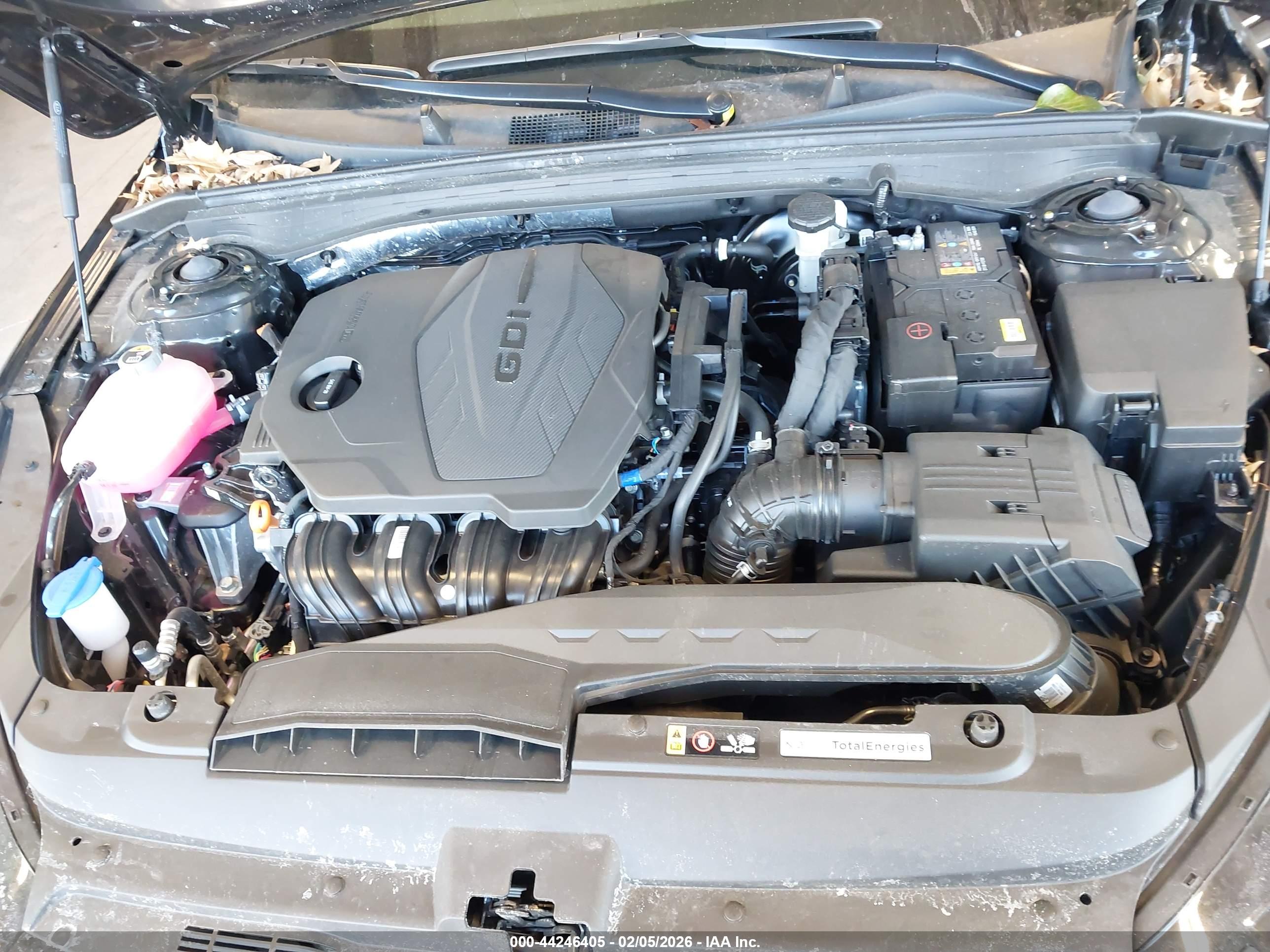 KIA K5 image 10