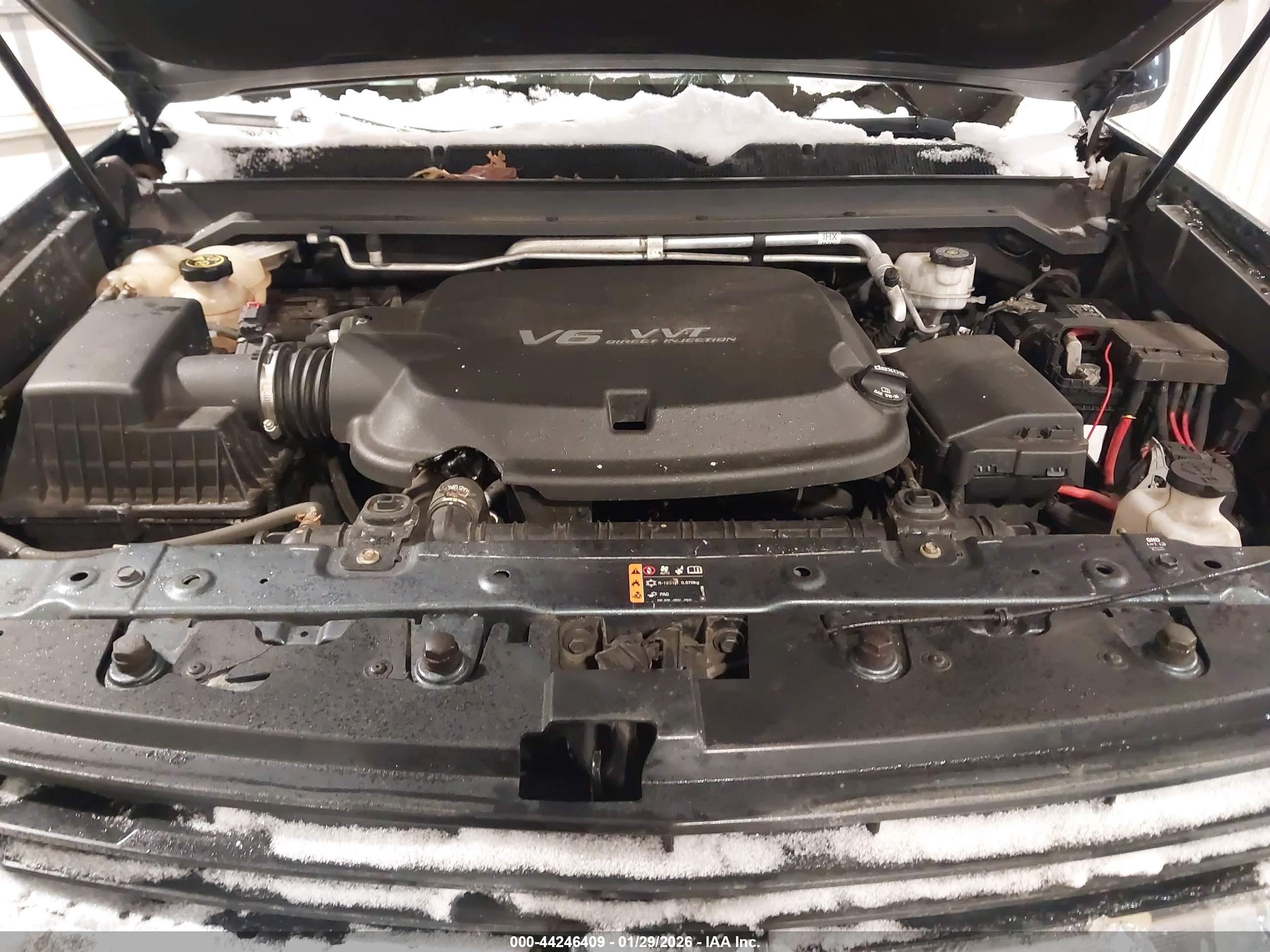 CHEVROLET COLORADO image 10