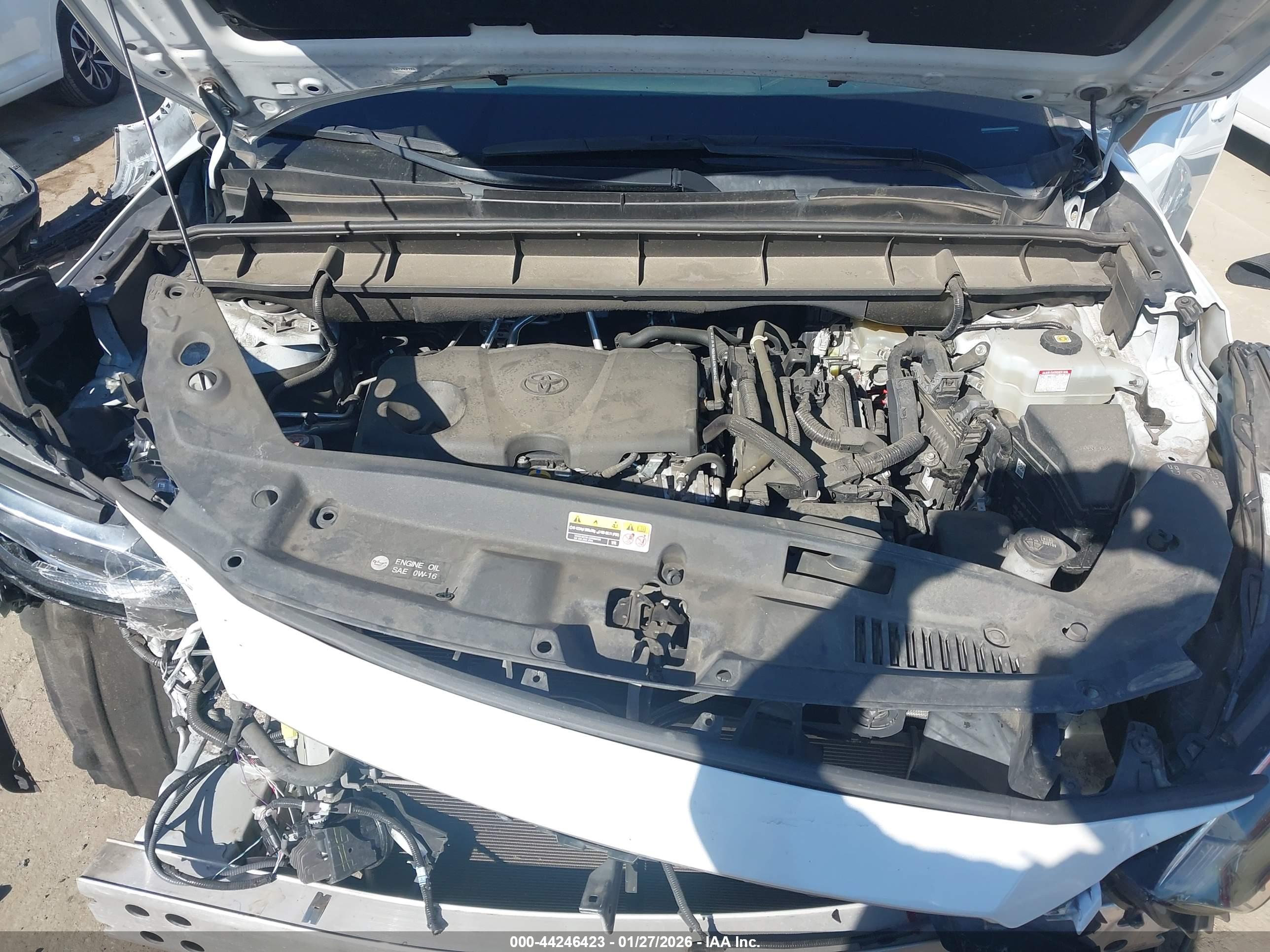 TOYOTA HIGHLANDER image 10