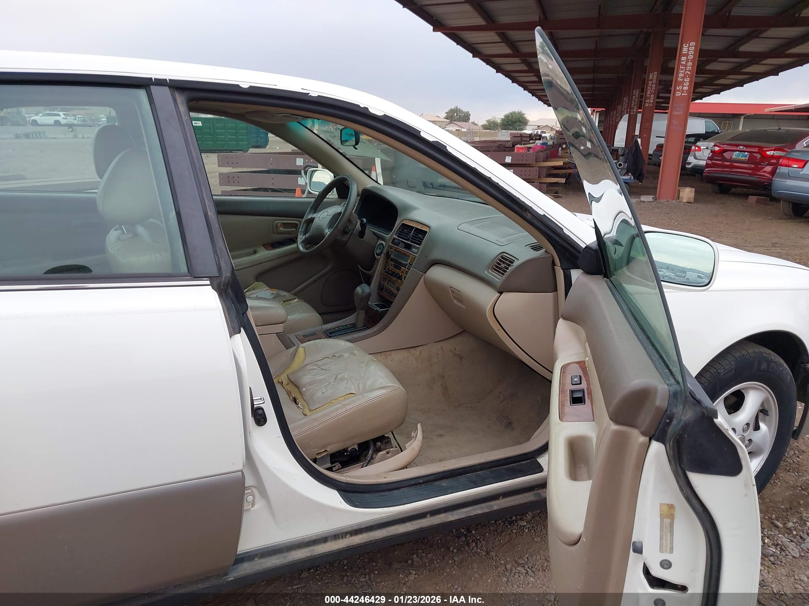 LEXUS ES image 5