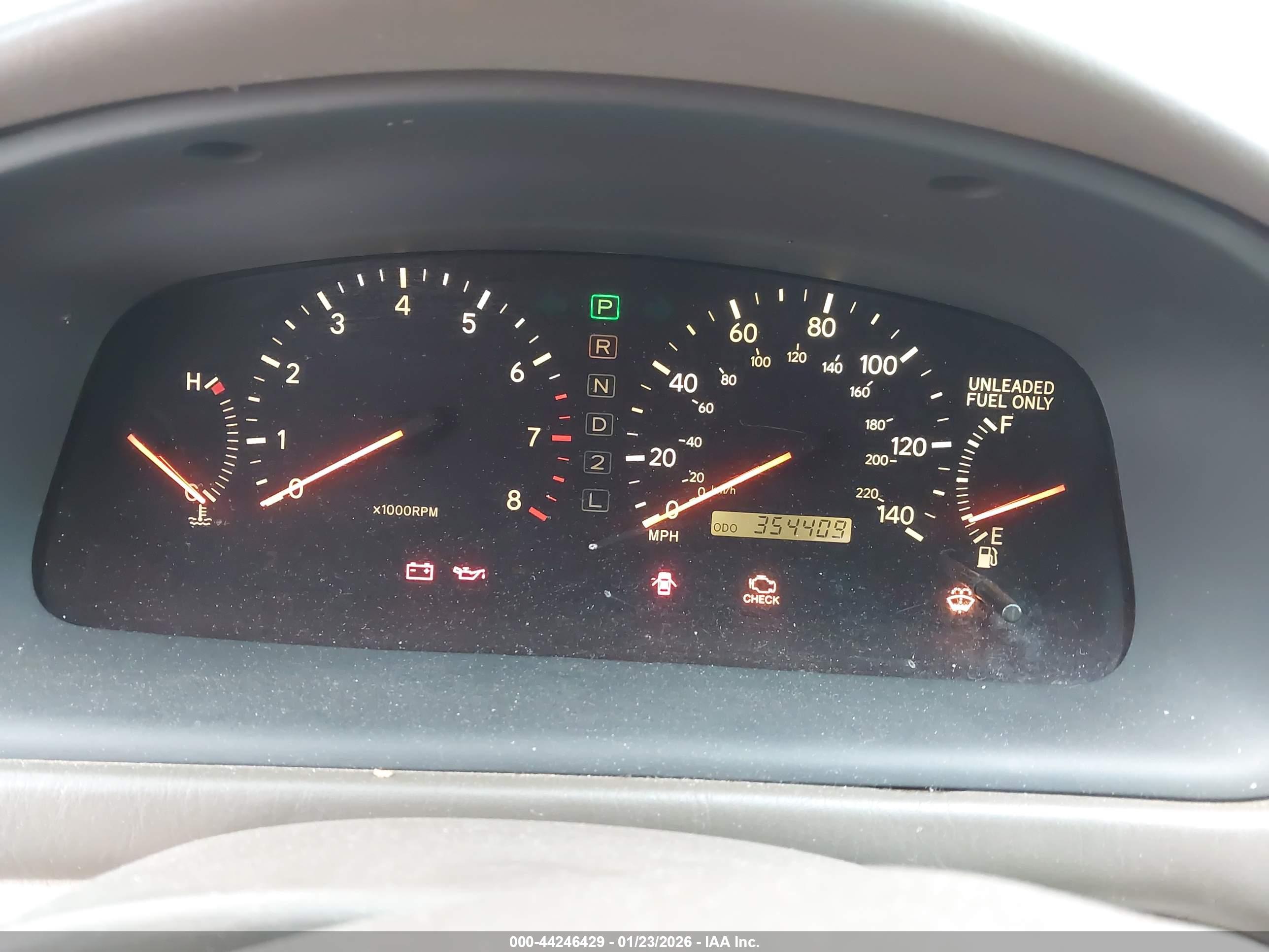 LEXUS ES image 7