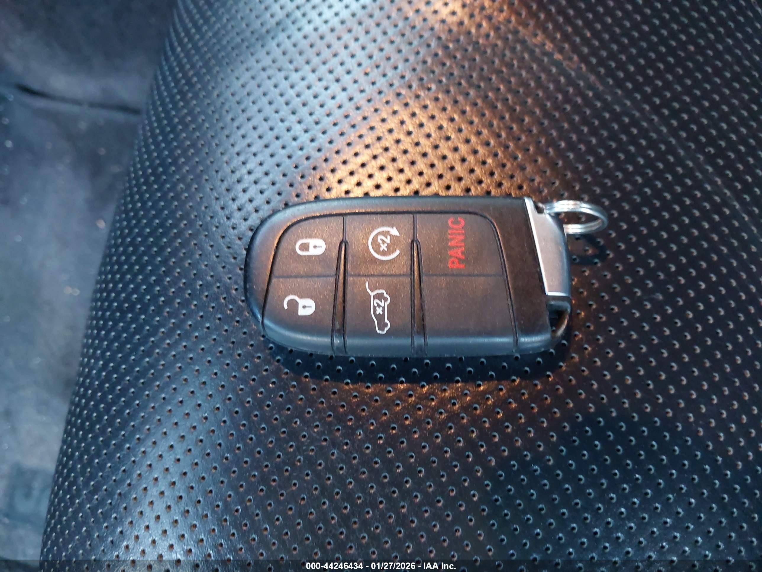 JEEP GRAND image 11
