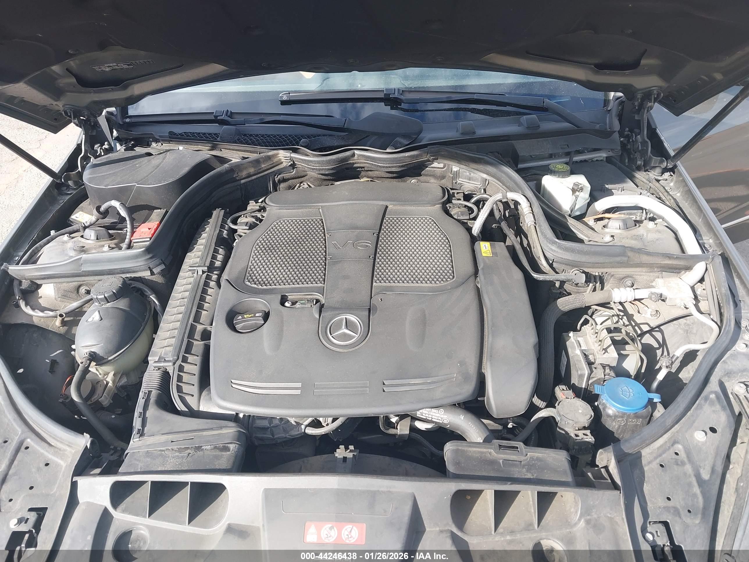 MERCEDES-BENZ E image 10