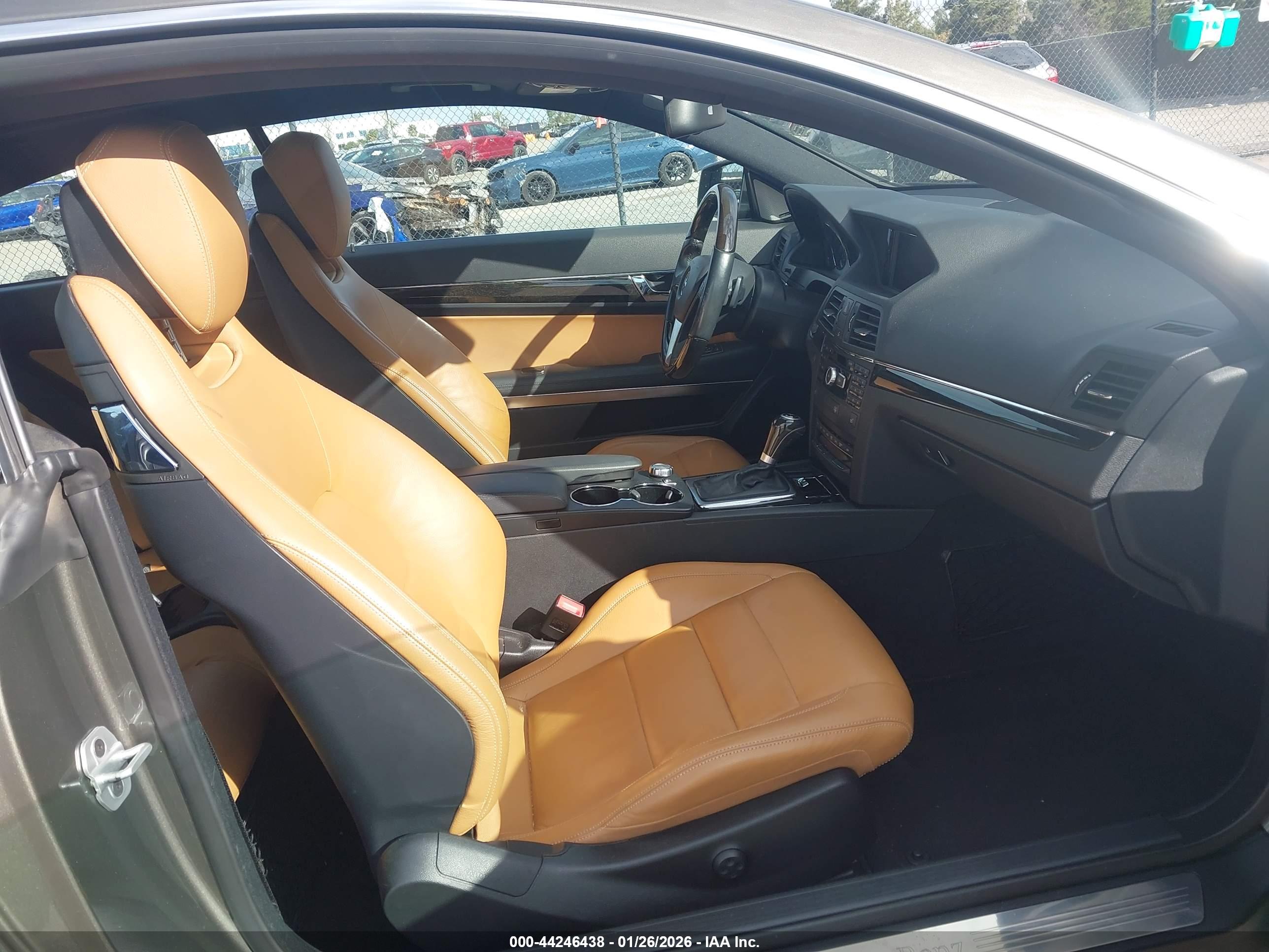 MERCEDES-BENZ E image 5