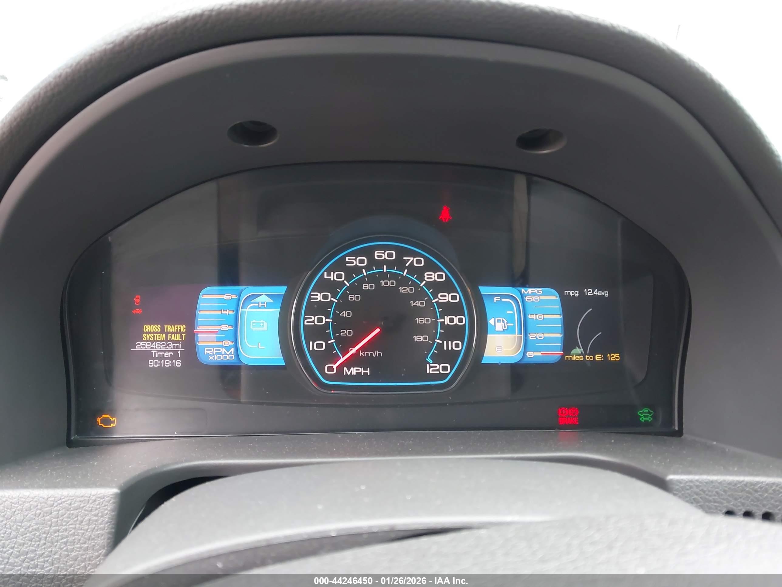 FORD FUSION image 7