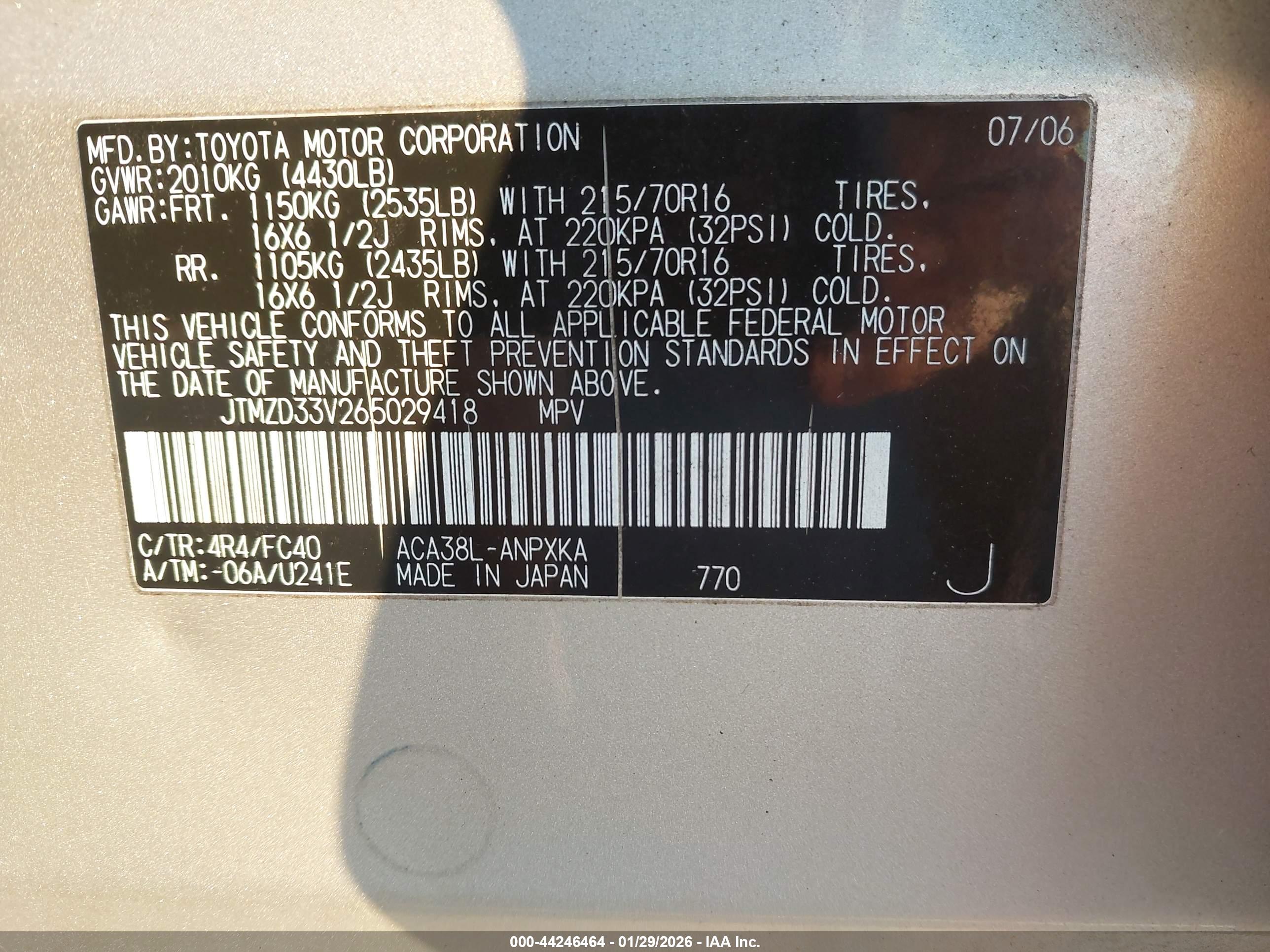 TOYOTA RAV4 image 9