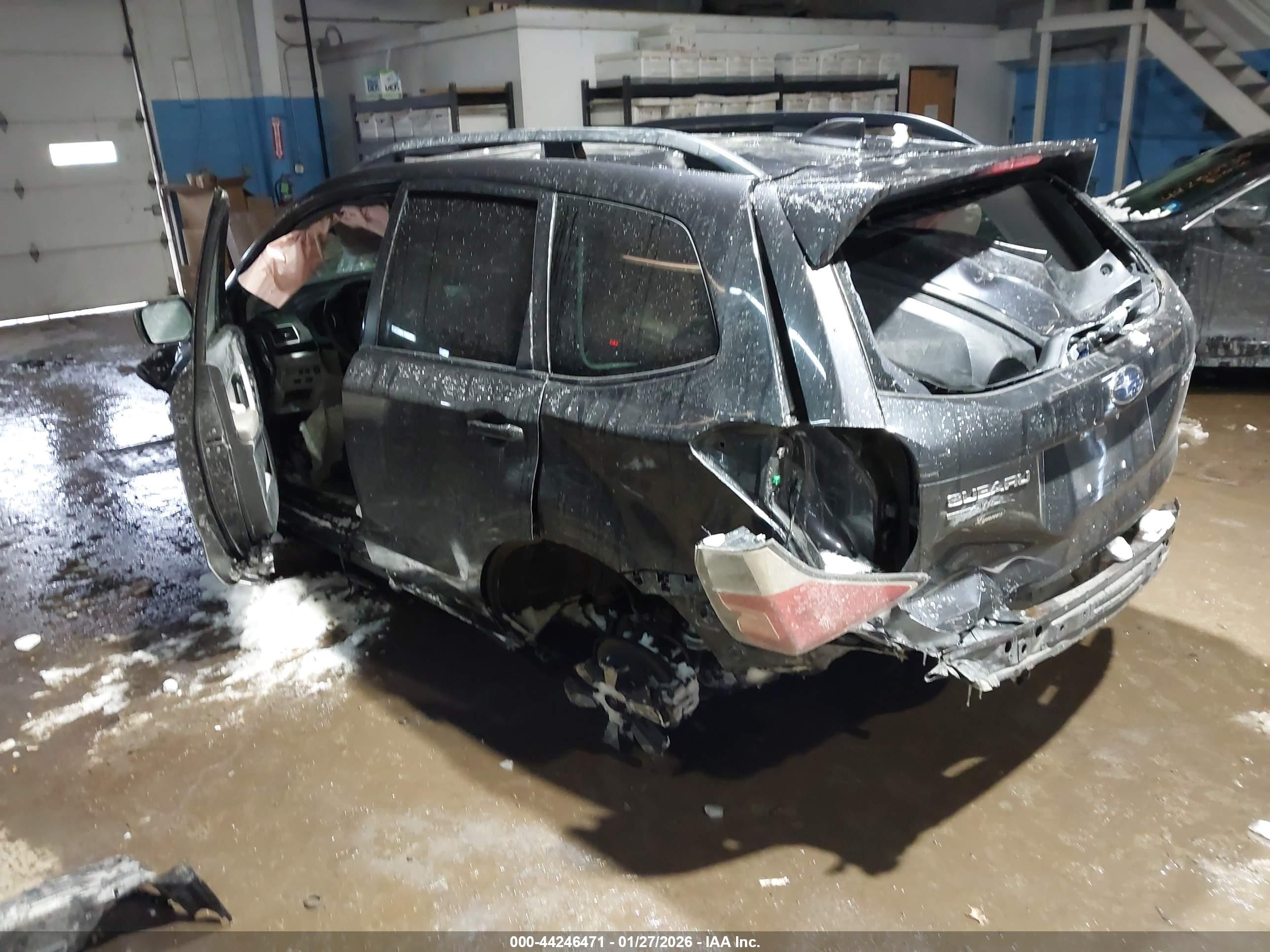 SUBARU FORESTER image 3