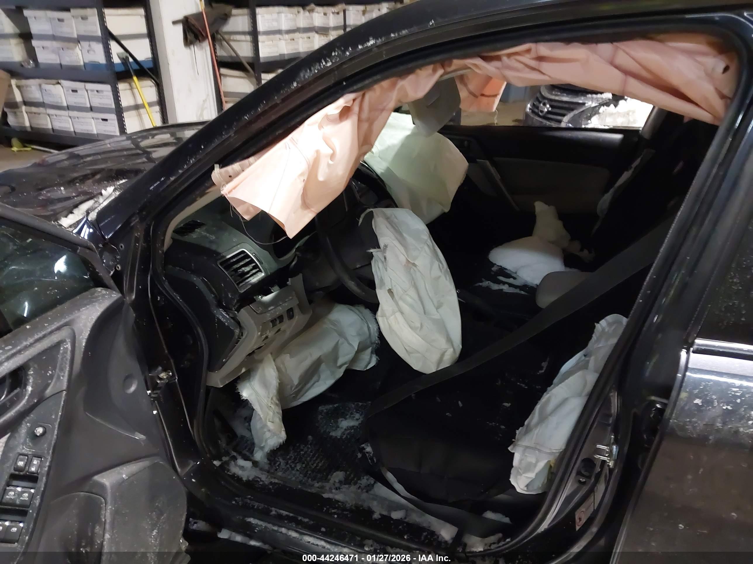 SUBARU FORESTER image 5