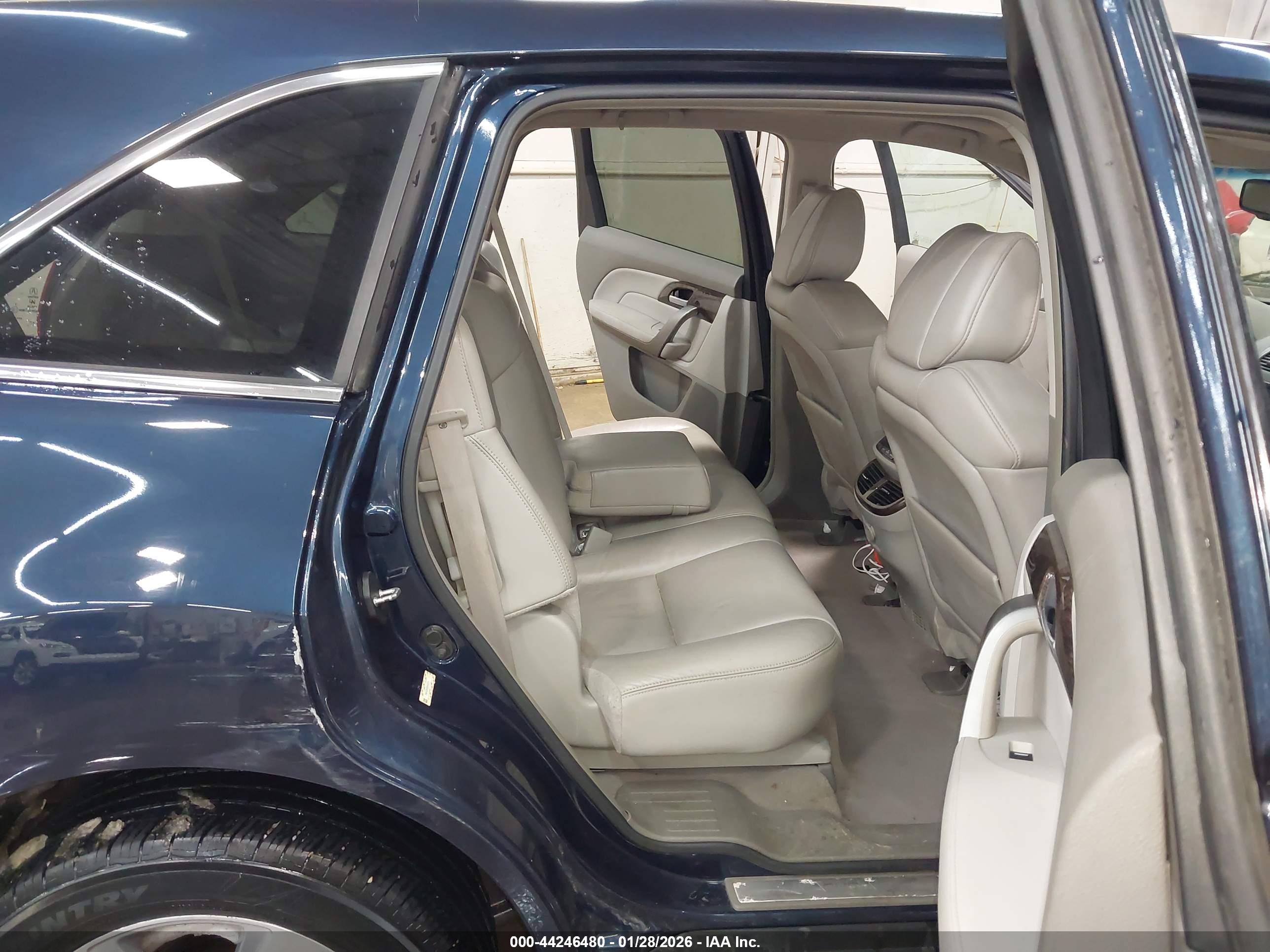 ACURA MDX image 8