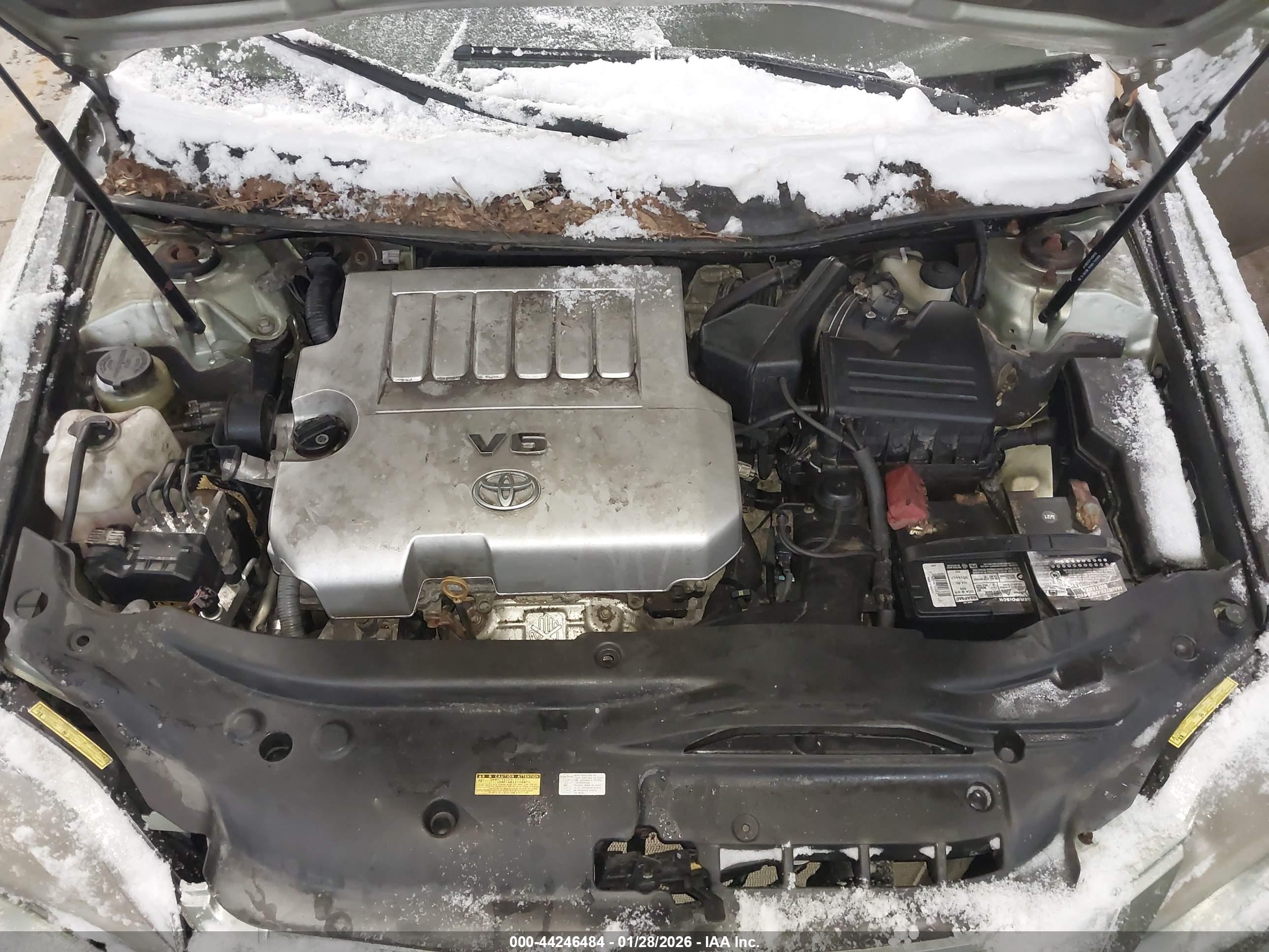 TOYOTA AVALON image 10