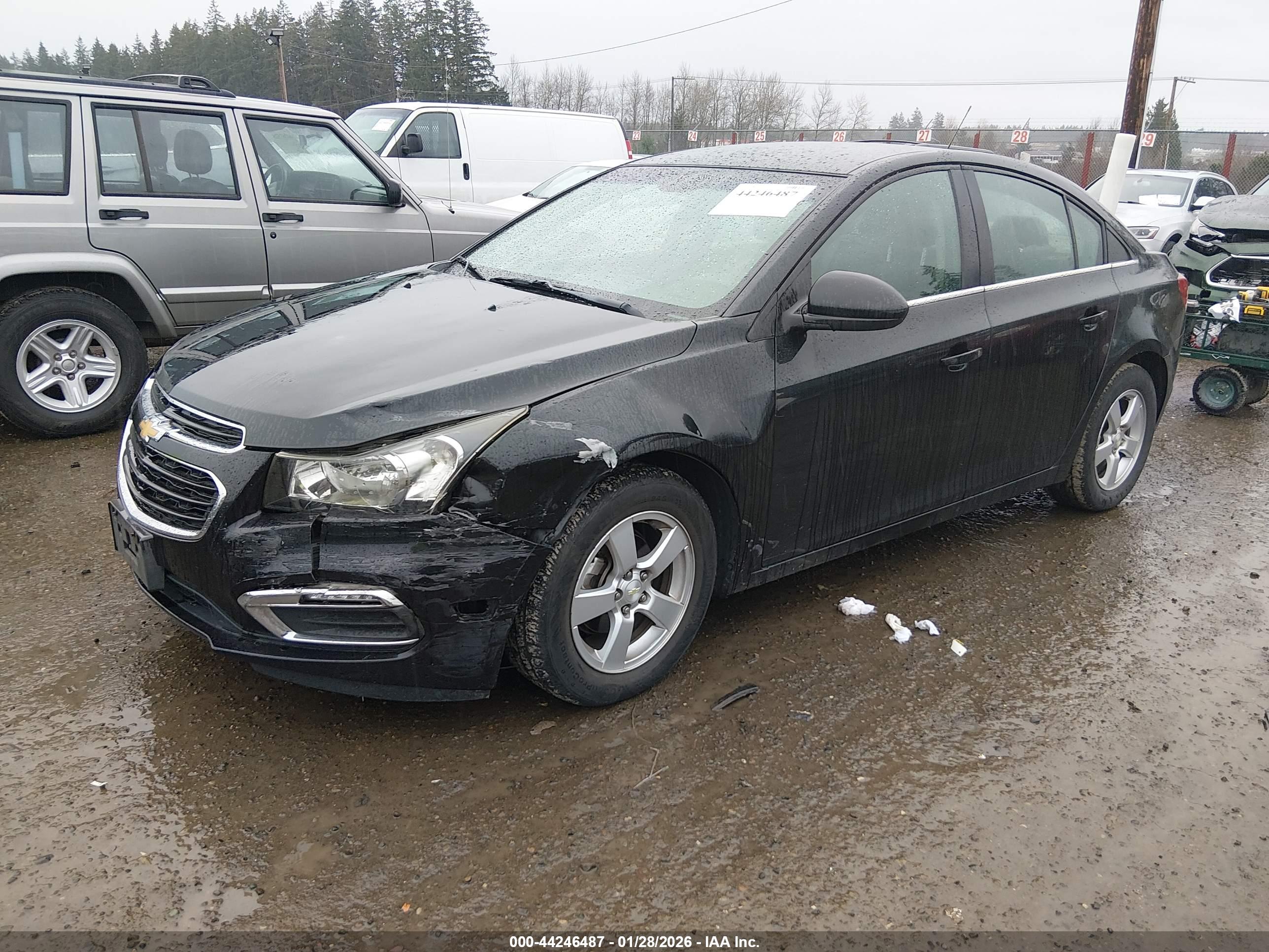 CHEVROLET CRUZE image 2