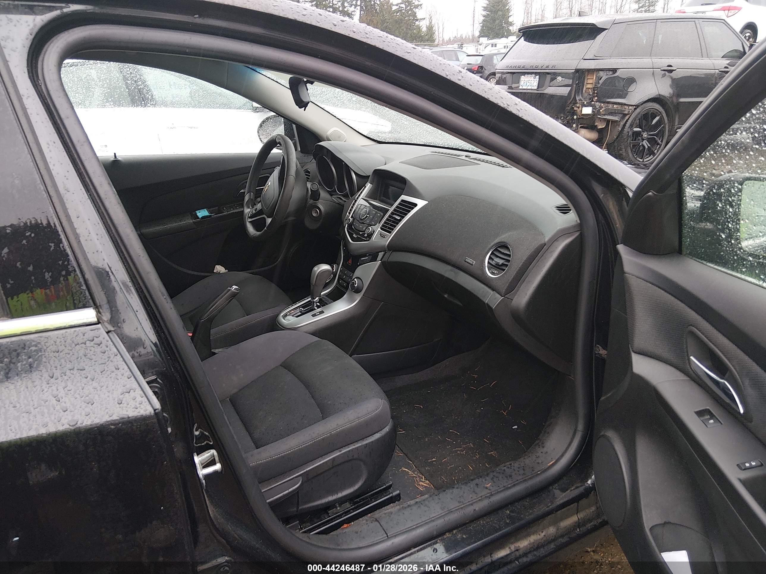 CHEVROLET CRUZE image 5