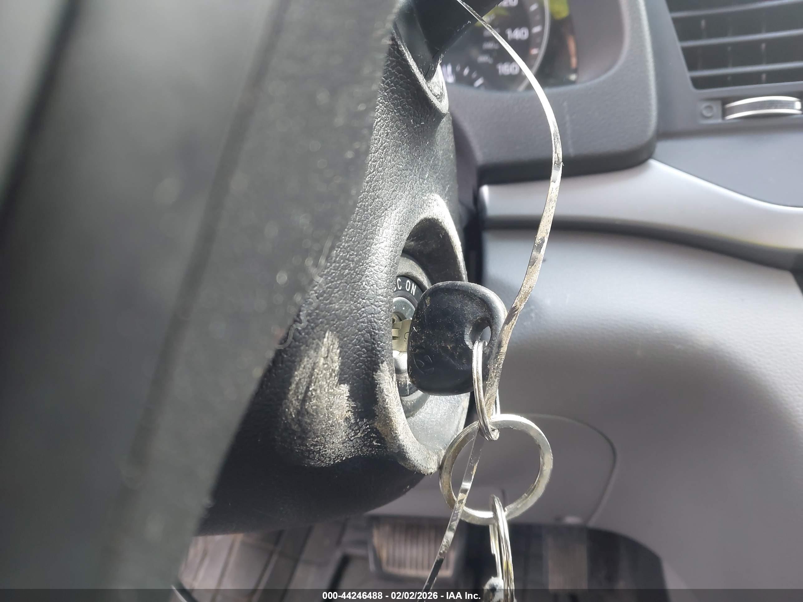 HYUNDAI ELANTRA image 11