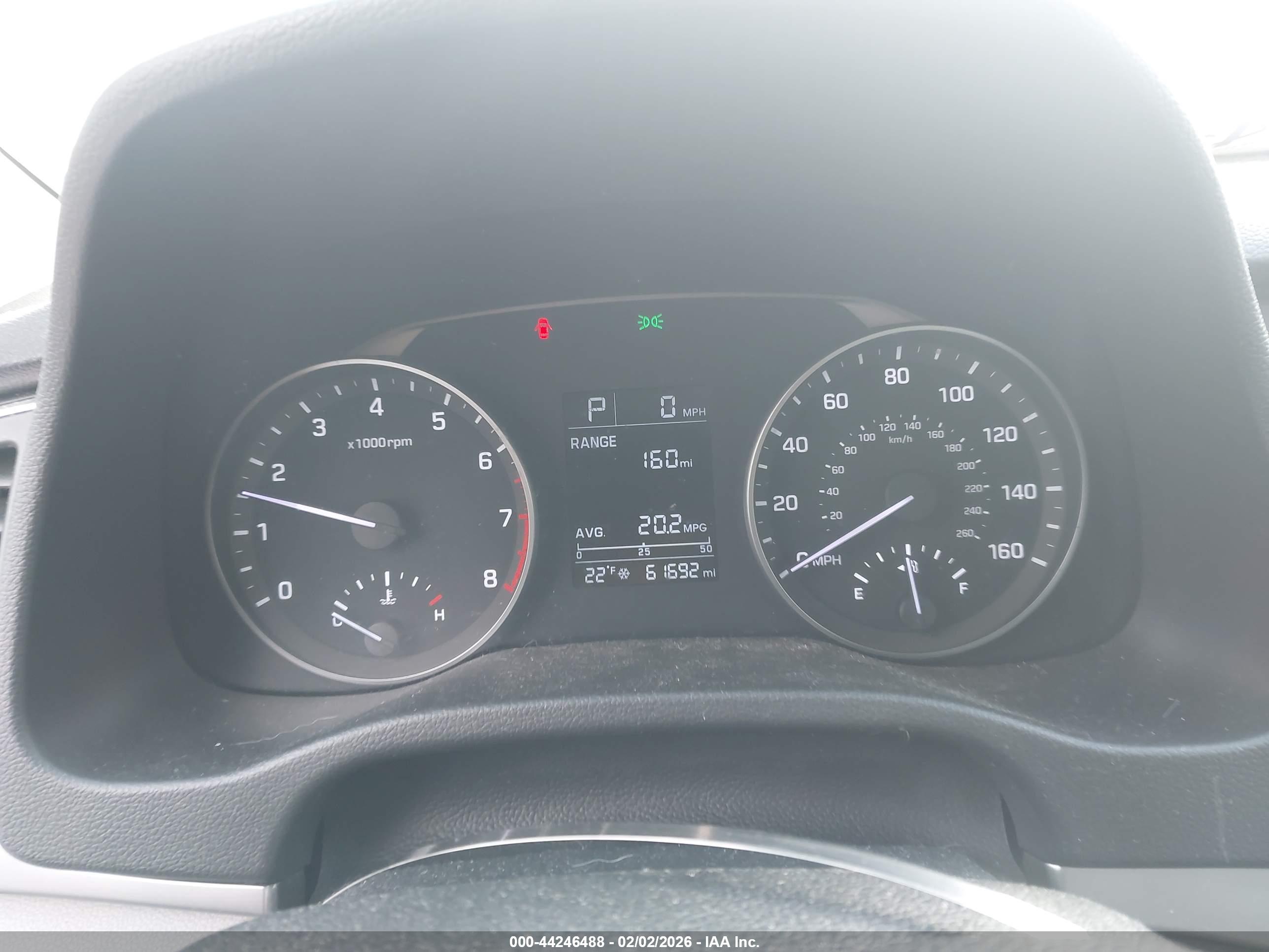 HYUNDAI ELANTRA image 7