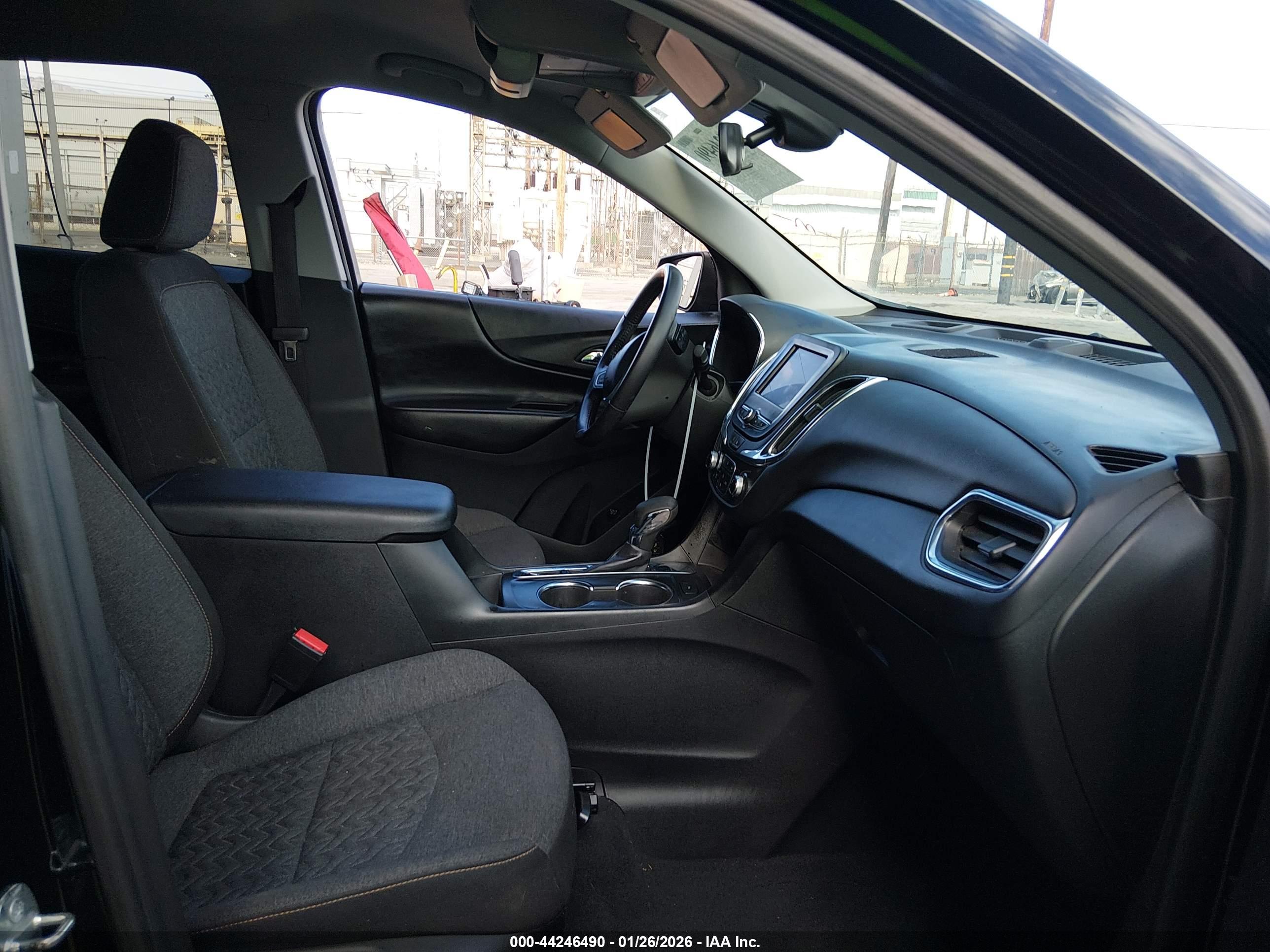 CHEVROLET EQUINOX image 5