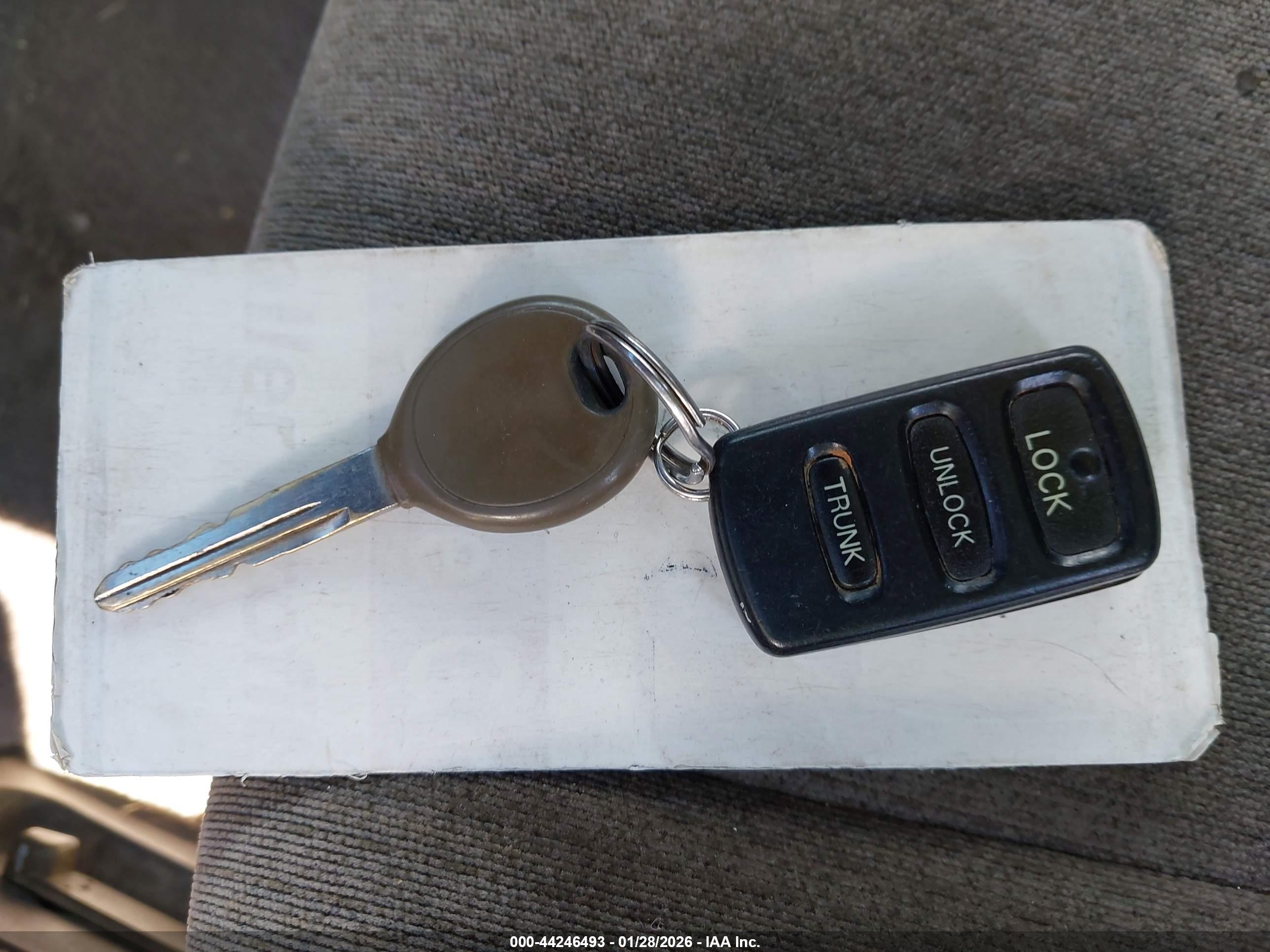 CHRYSLER SEBRING image 11
