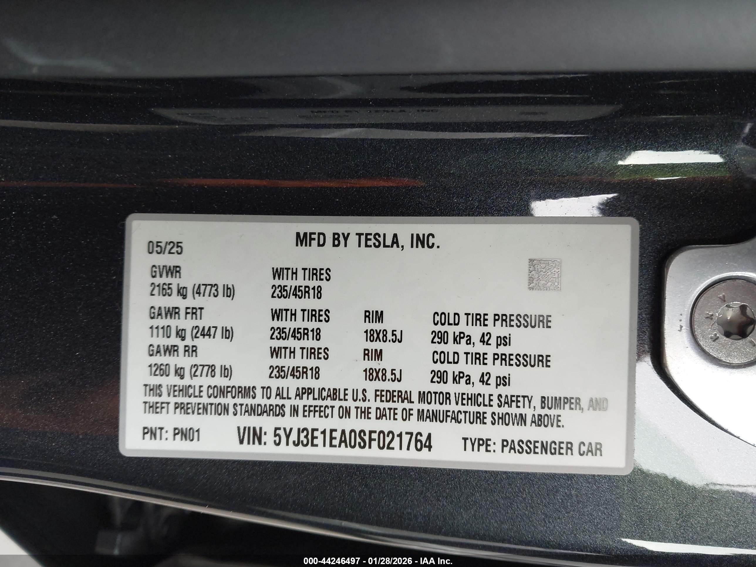 TESLA MODEL image 9