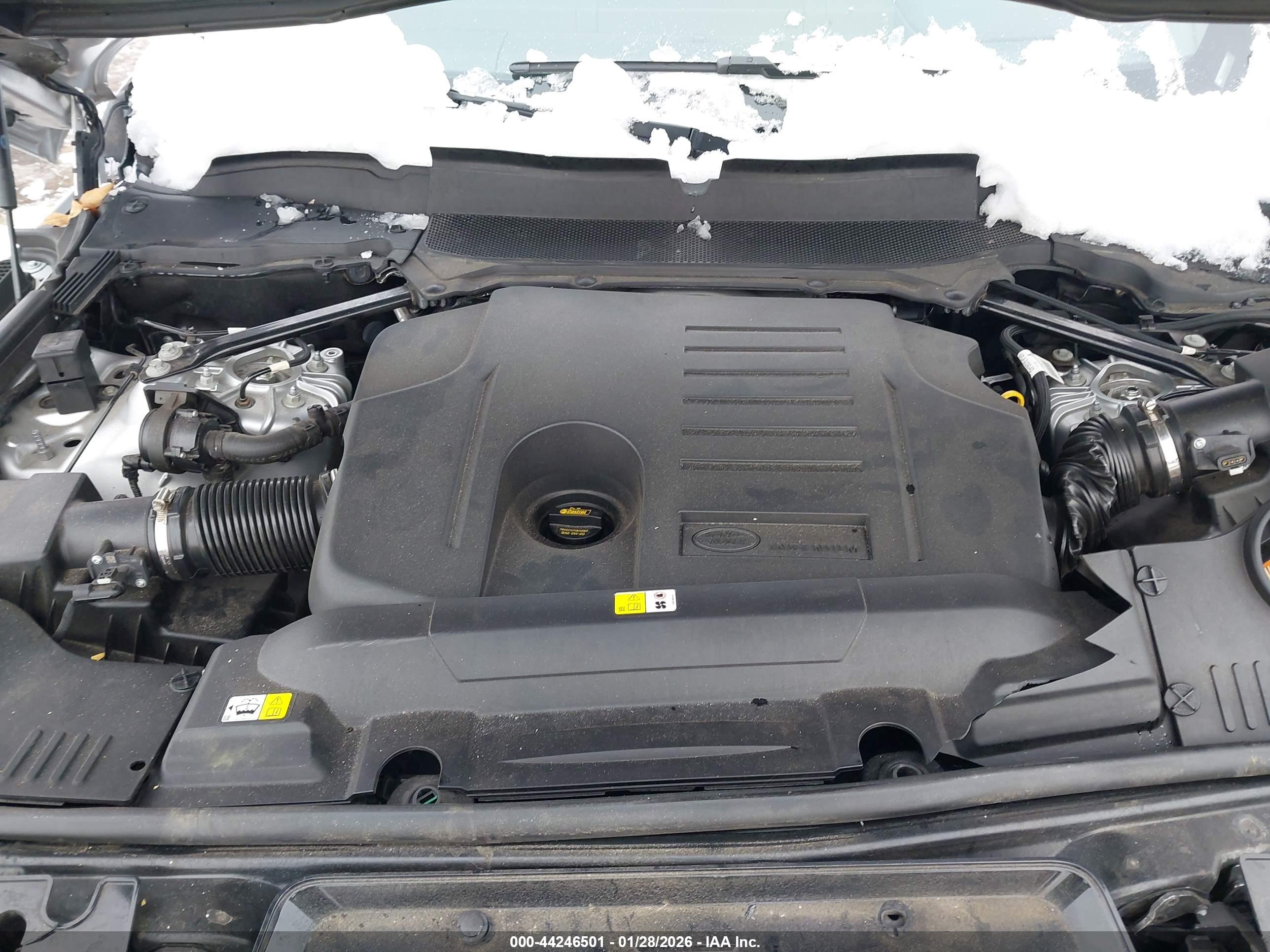 LAND ROVER image 10