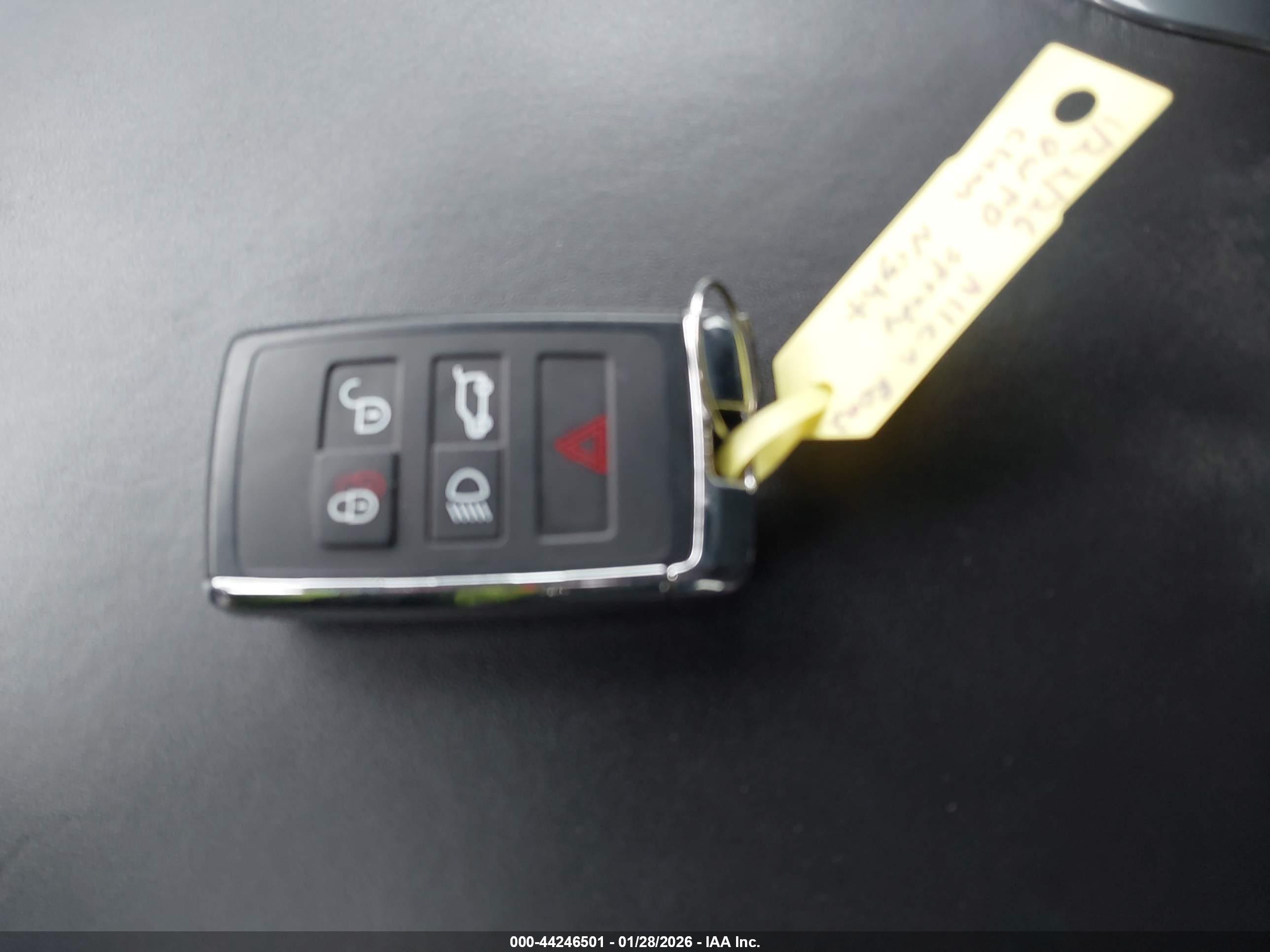 LAND ROVER image 11