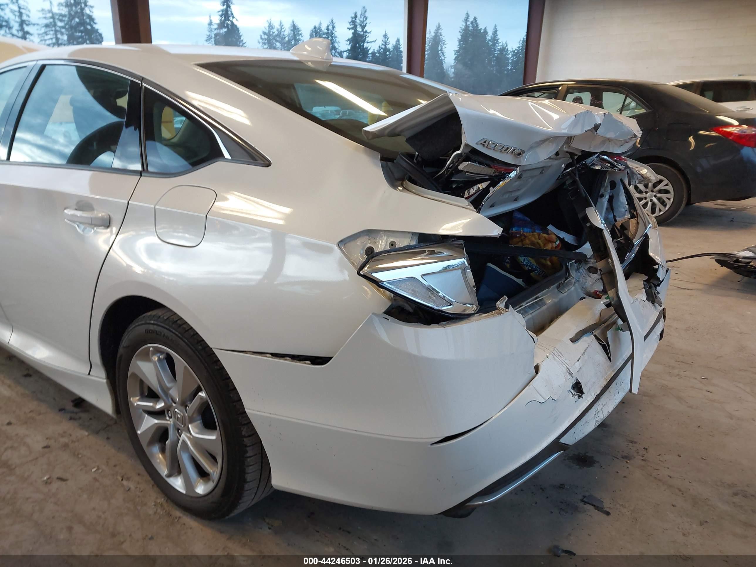 HONDA ACCORD image 6