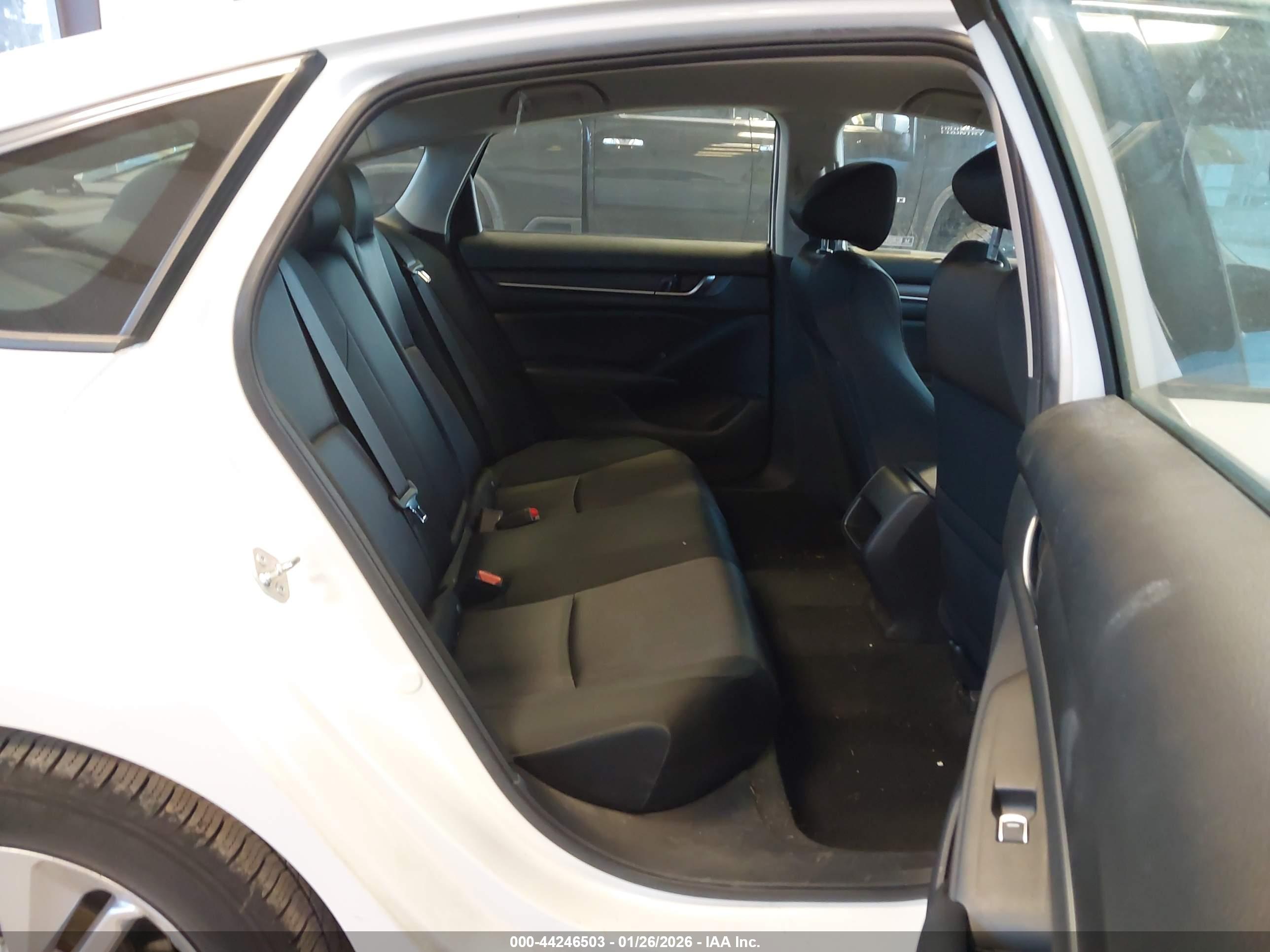 HONDA ACCORD image 8