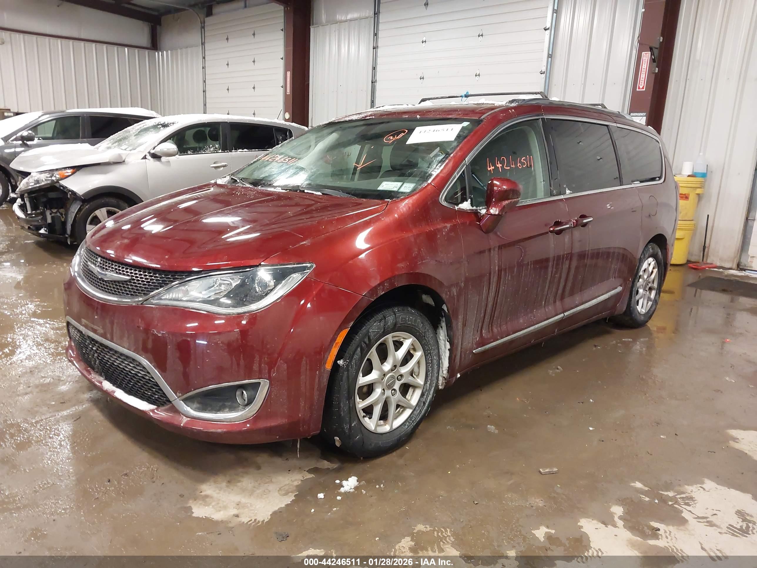 CHRYSLER PACIFICA image 2